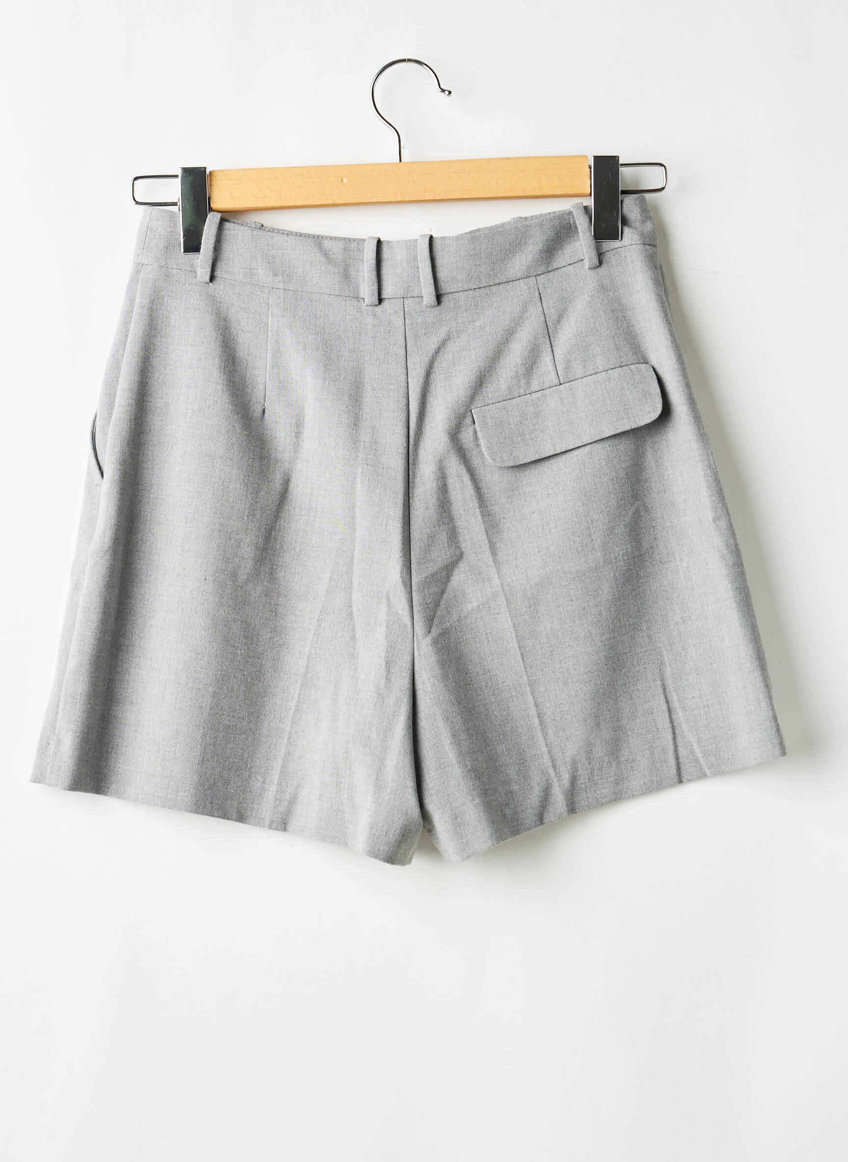 Short taille à pinces taille normale gris ZARA femme