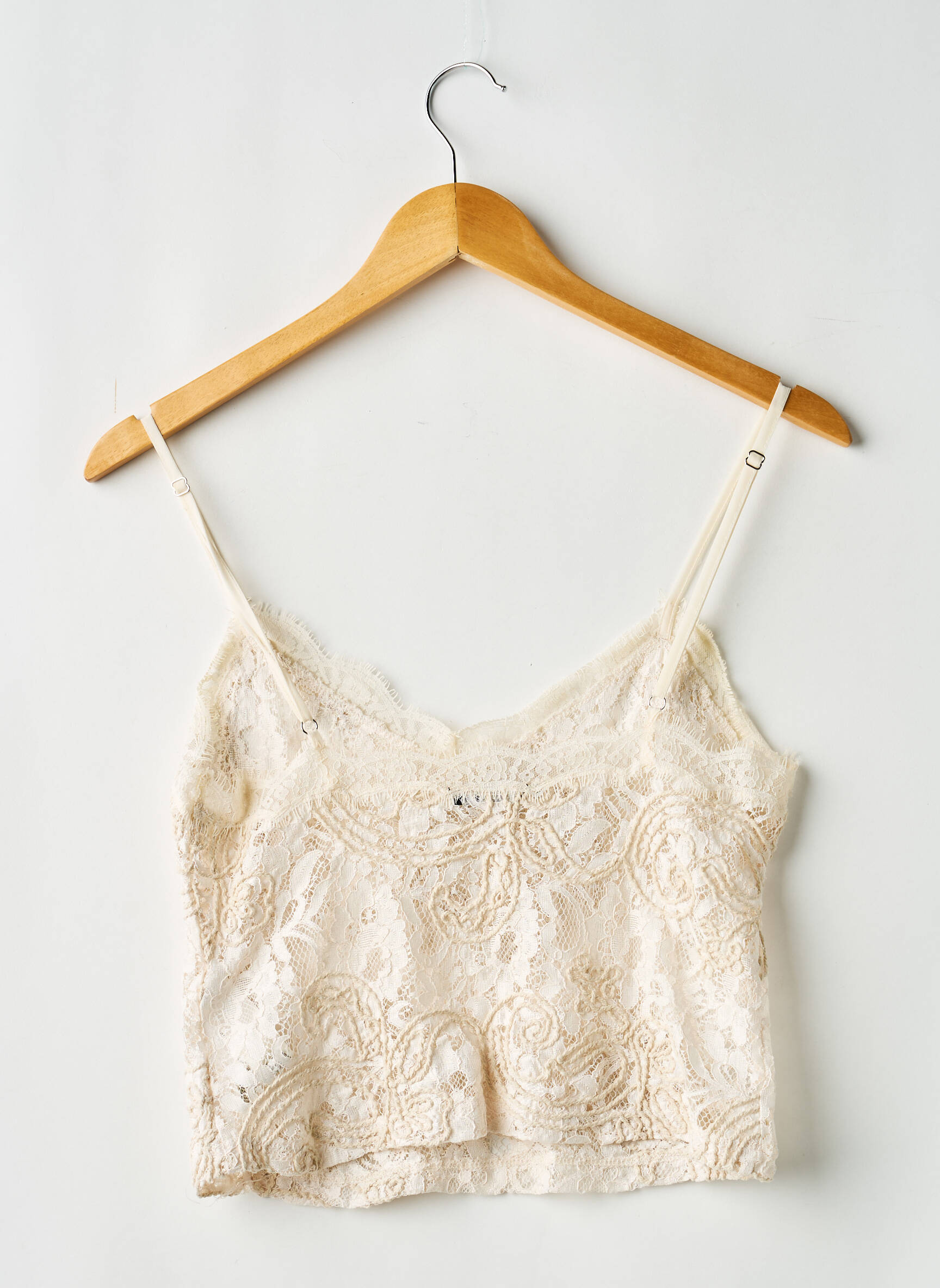 Top coupe cintrée fines bretelles beige ZARA femme
