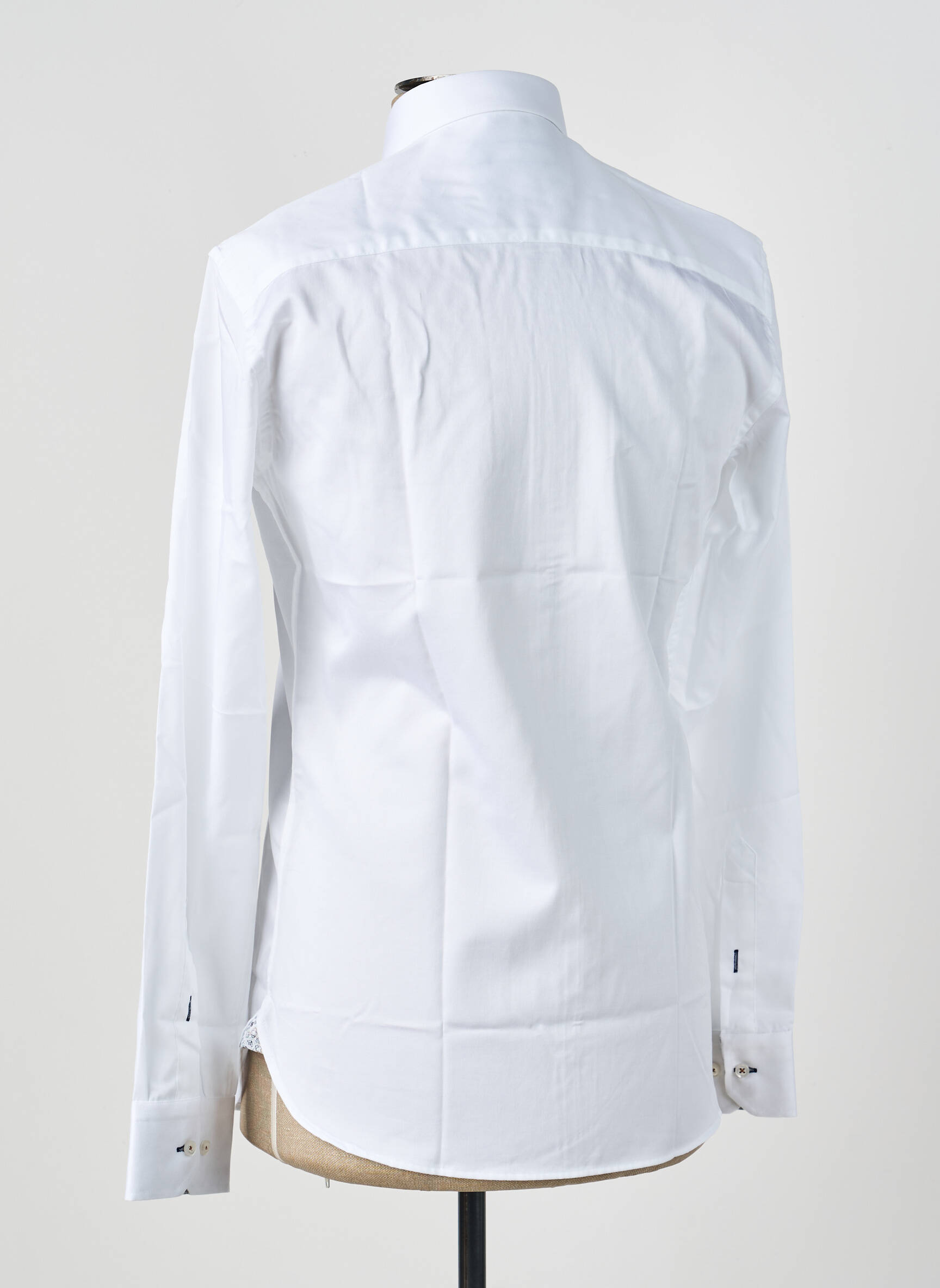 Chemise manches longues poignets boutonnés blanc ASHTON homme