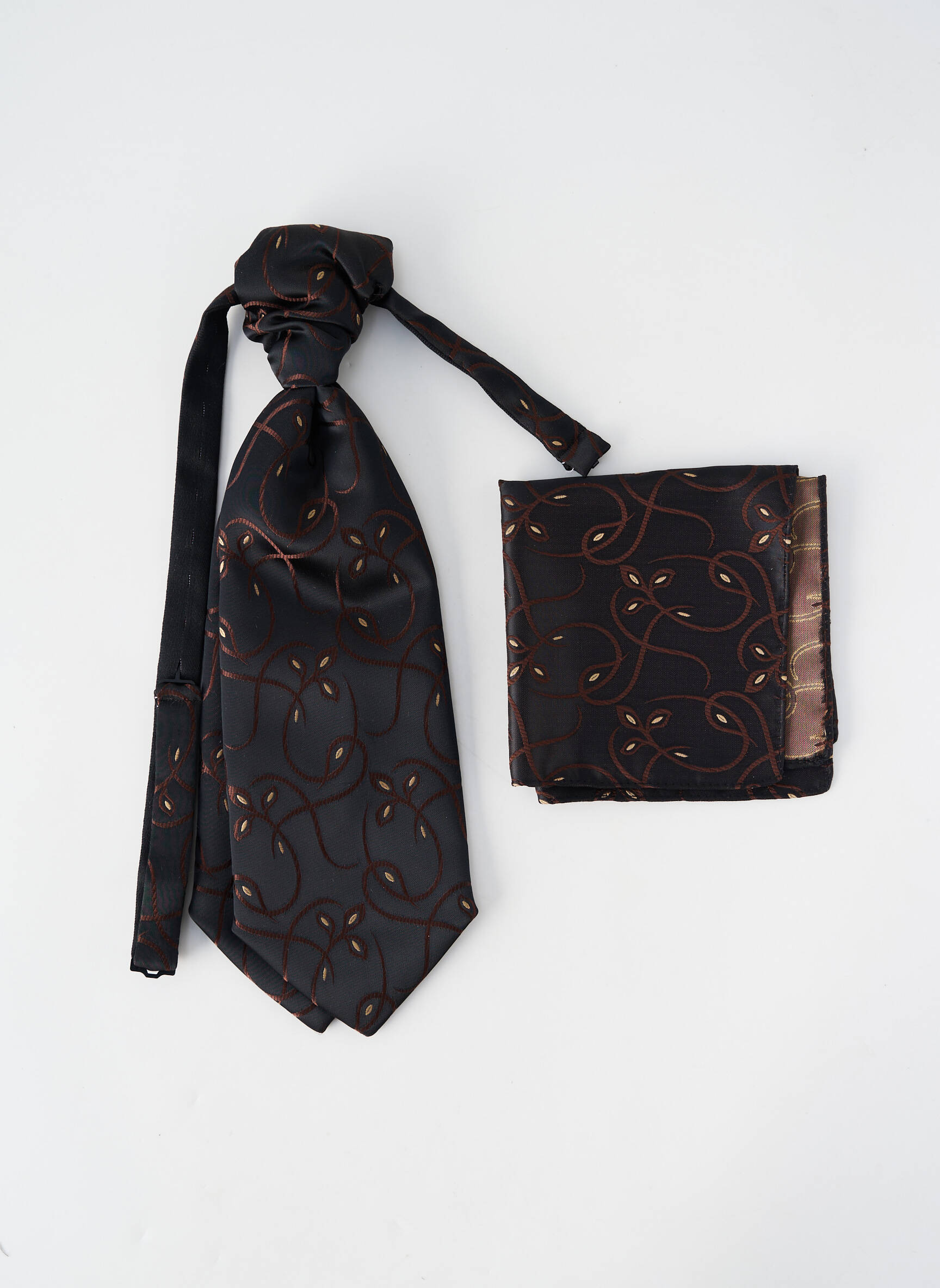 Cravate tissage satiné marron MASTERHAND homme
