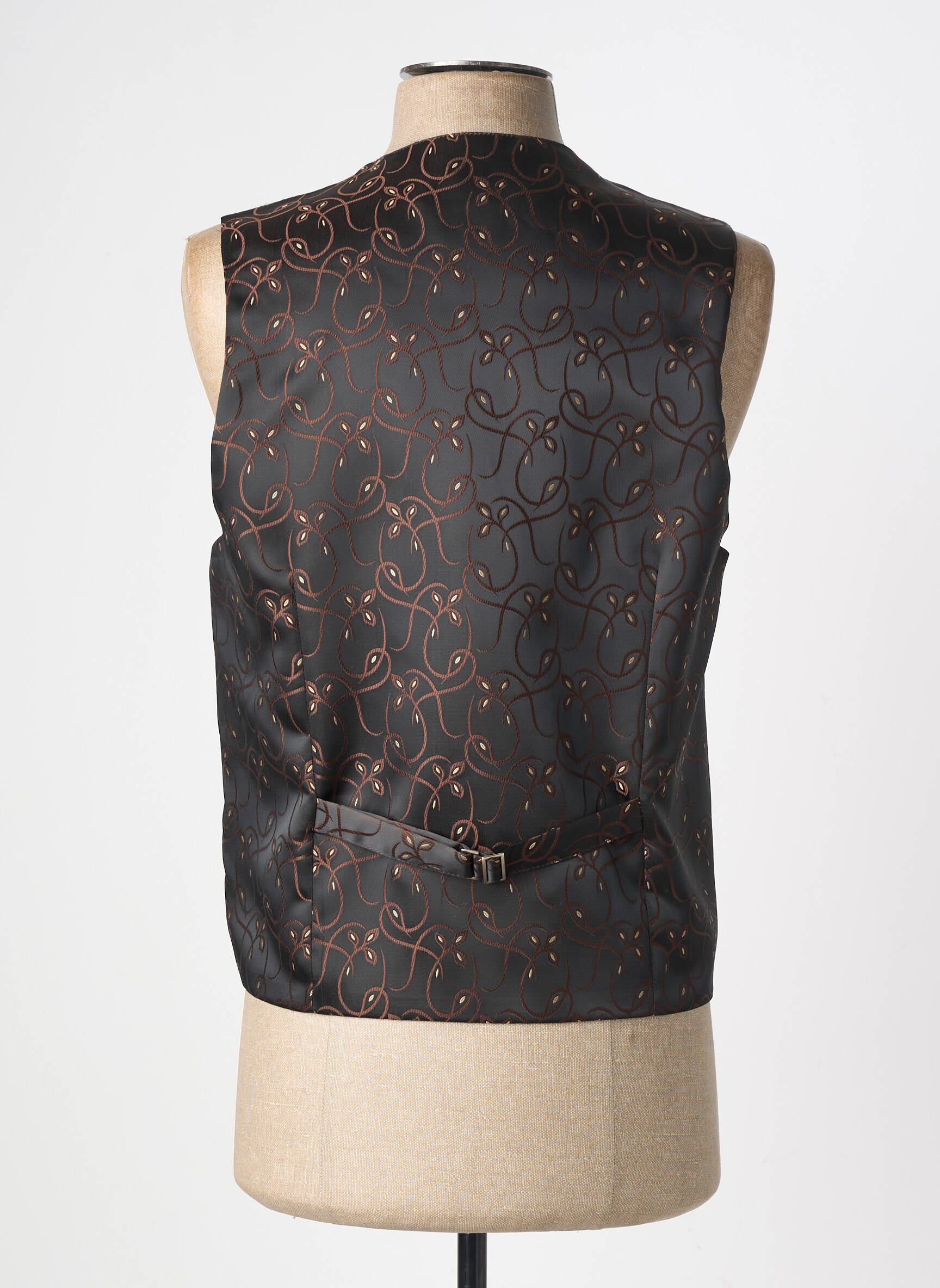 Gilet sans manche effet matière satinée marron MASTERHAND homme