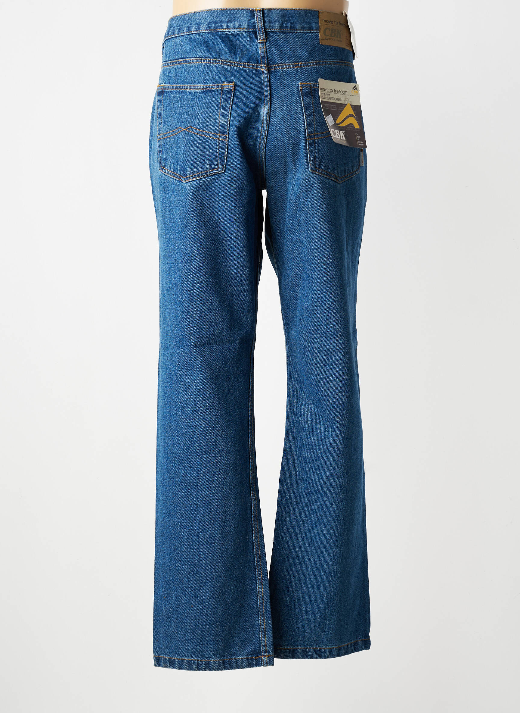 Jeans coupe droite fermeture zippée sous rabat boutonné taille normale bleu CBK homme