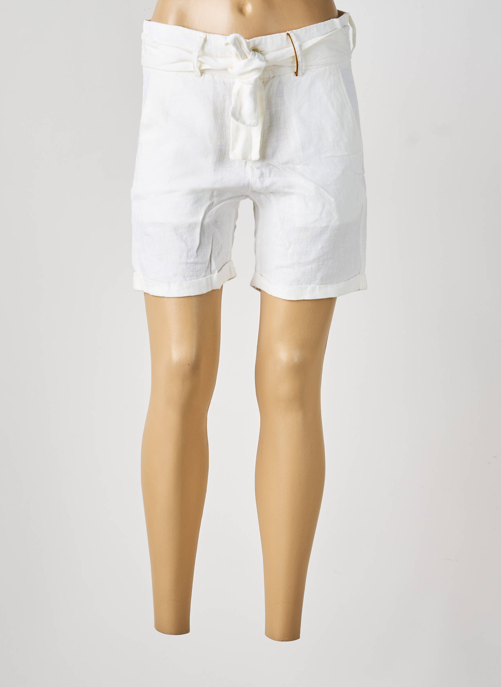 Short fermeture zippée sous rabat boutonné blanc COUTURIST femme