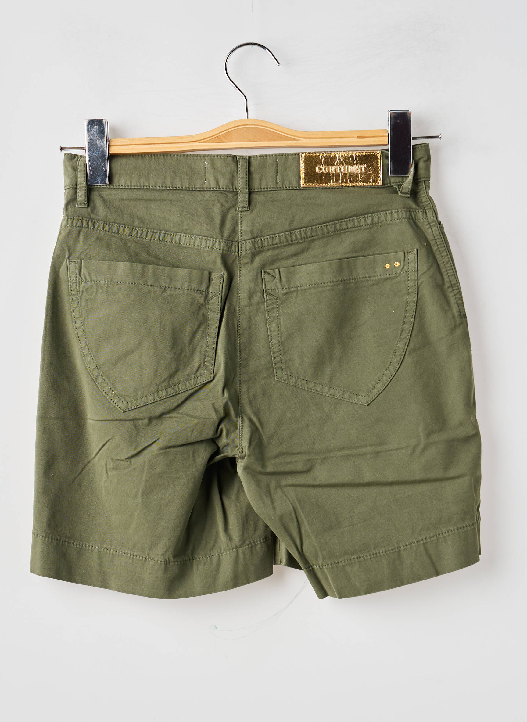 Short fermeture zippée sous rabat boutonné vert COUTURIST femme