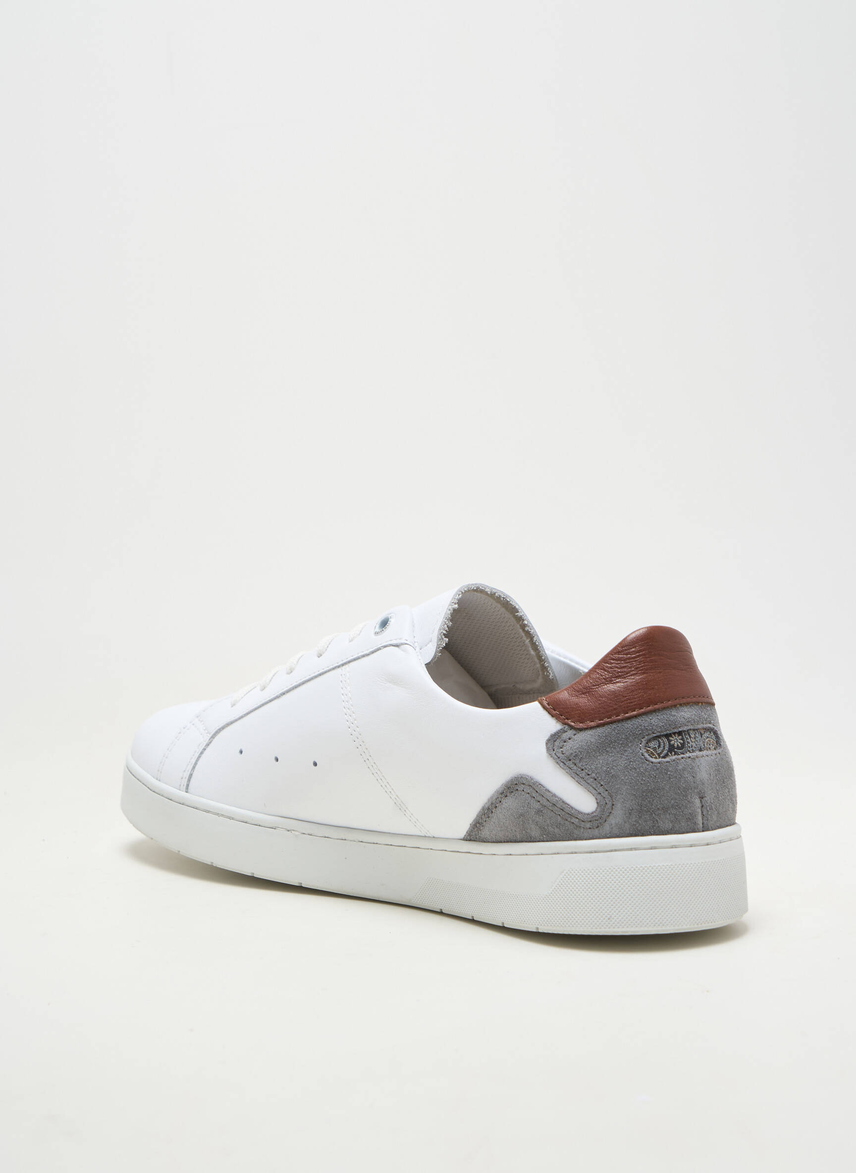 Baskets bout rond talon plat jusqu'à 3cm blanc LE FORMIER femme