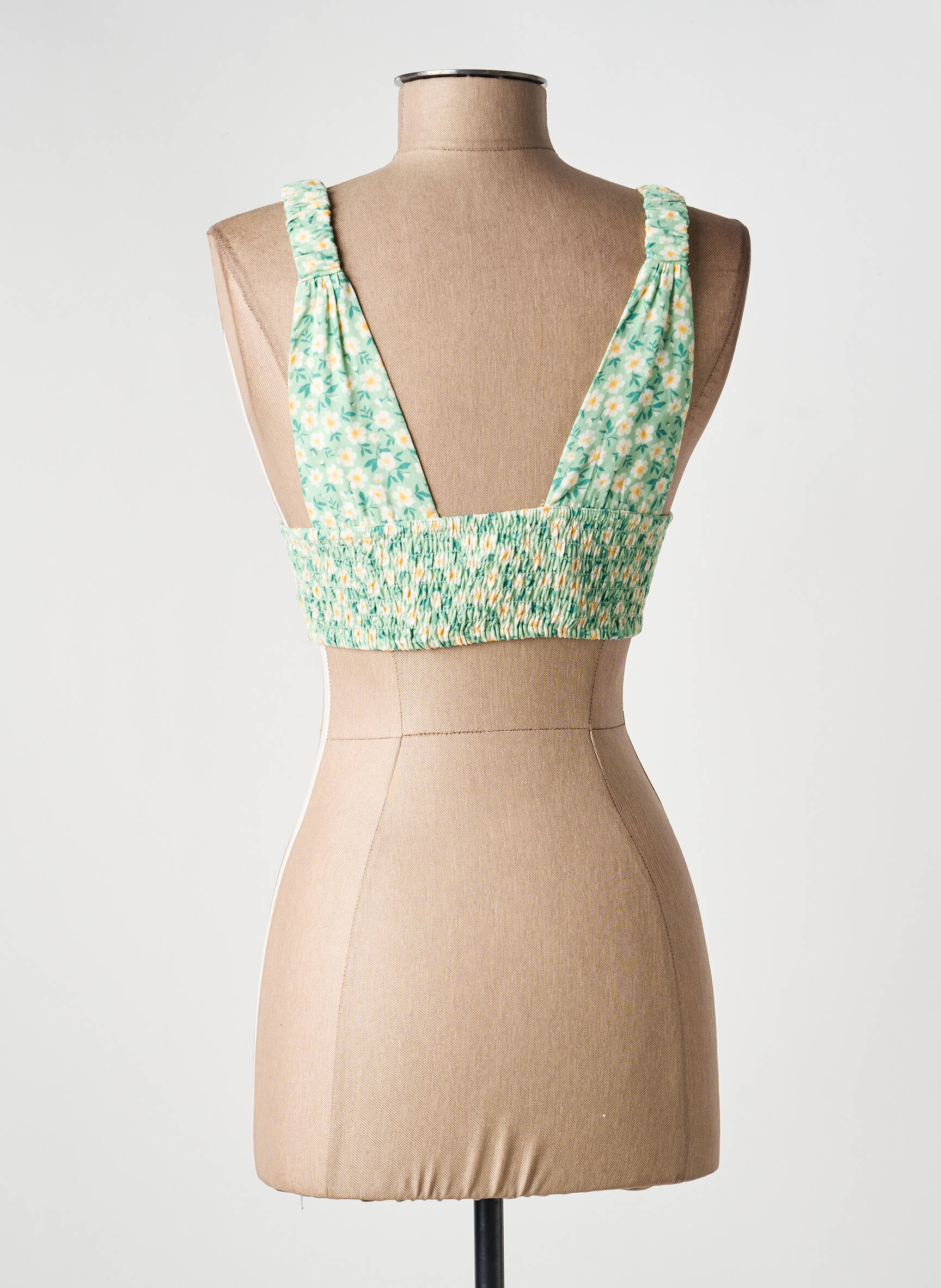 Top col v sans manche vert YSABEL MORA femme
