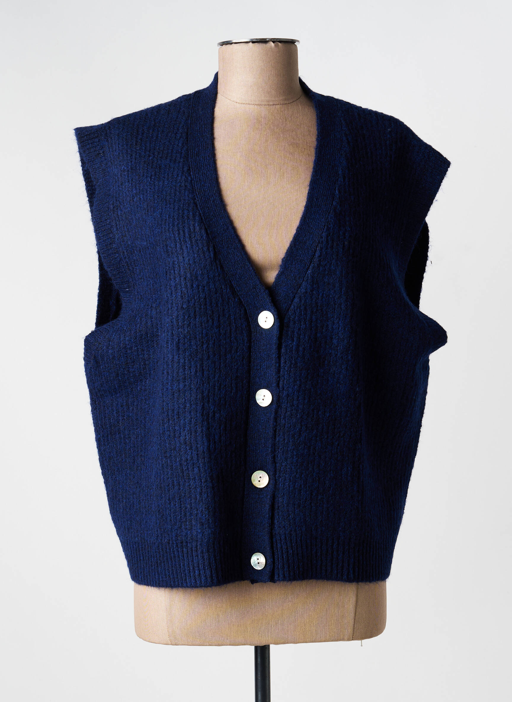 Gilet sans manche fermeture boutonnée sur le devant bleu ICHI femme