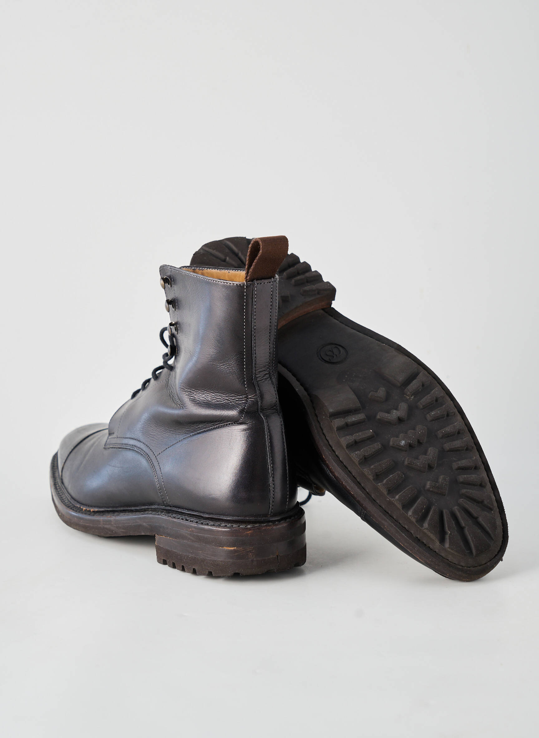 Bottines/boots matière lisse talon bas noir CARLOS SANTOS homme