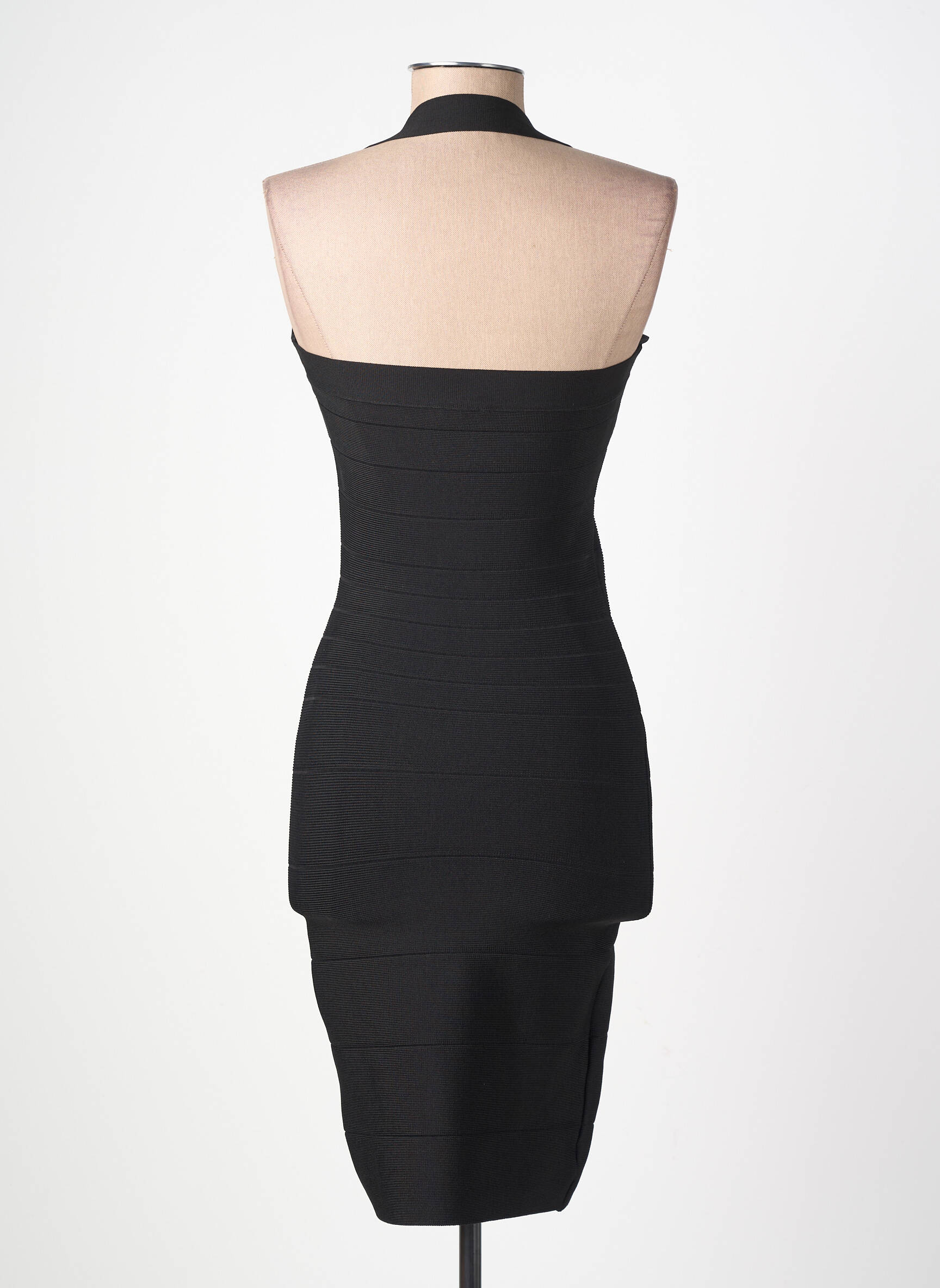 Robe courte coupe cintrée fines bretelles noir BEBE femme
