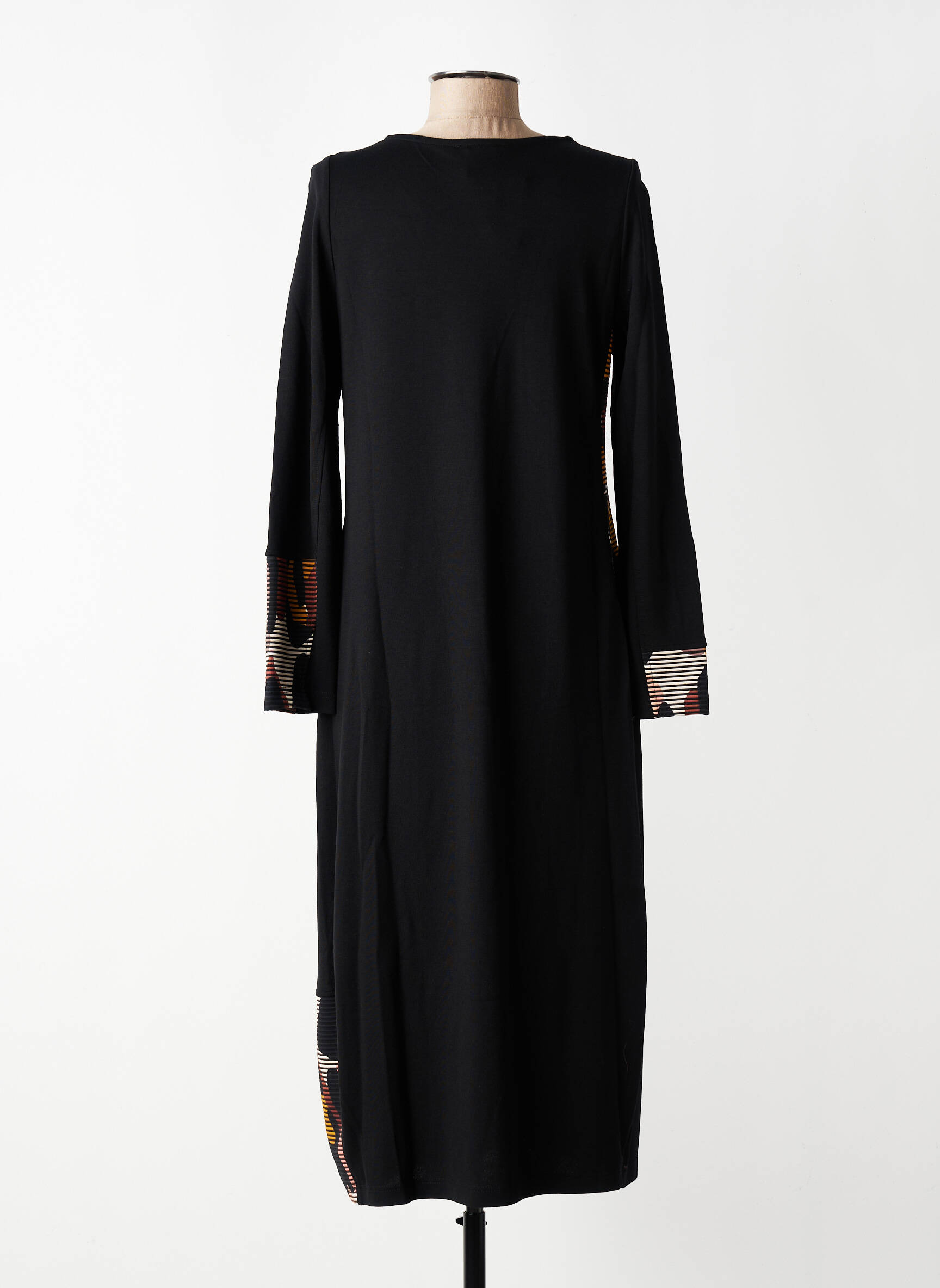 Robe longue manches longues manches longues noir ALEMBIKA femme