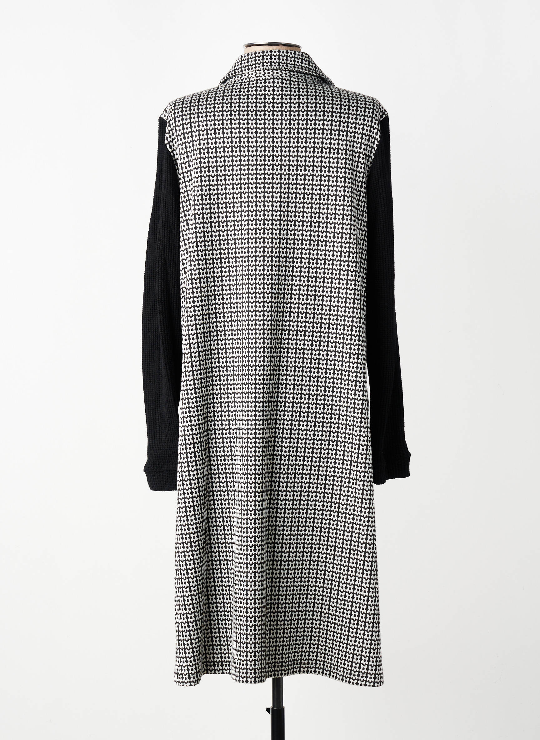 Robe mi-longue imprimé fleurs manches longues gris ALEMBIKA femme