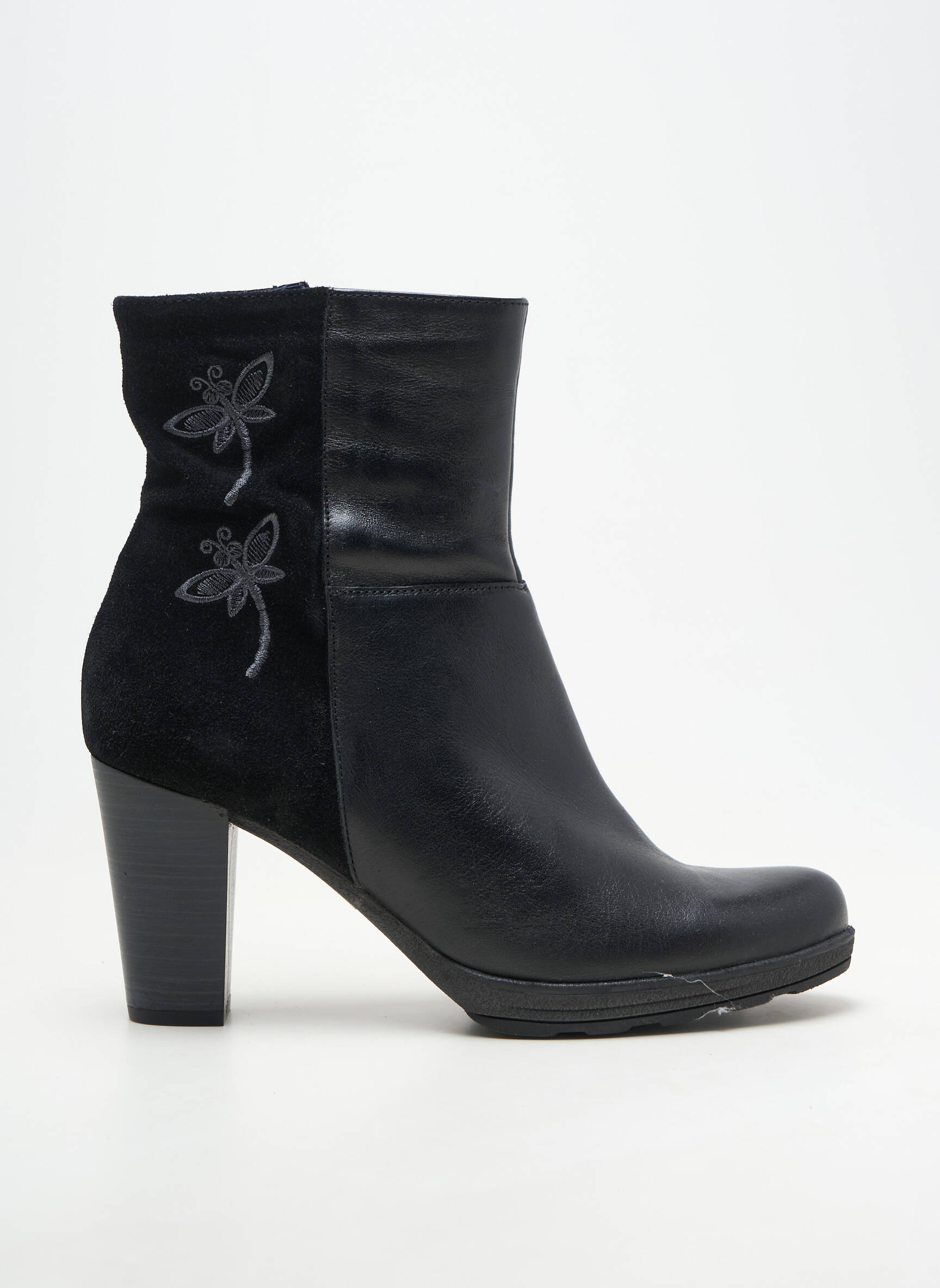 Bottes matière lisse talon de 7 à 9cm noir DORKING femme