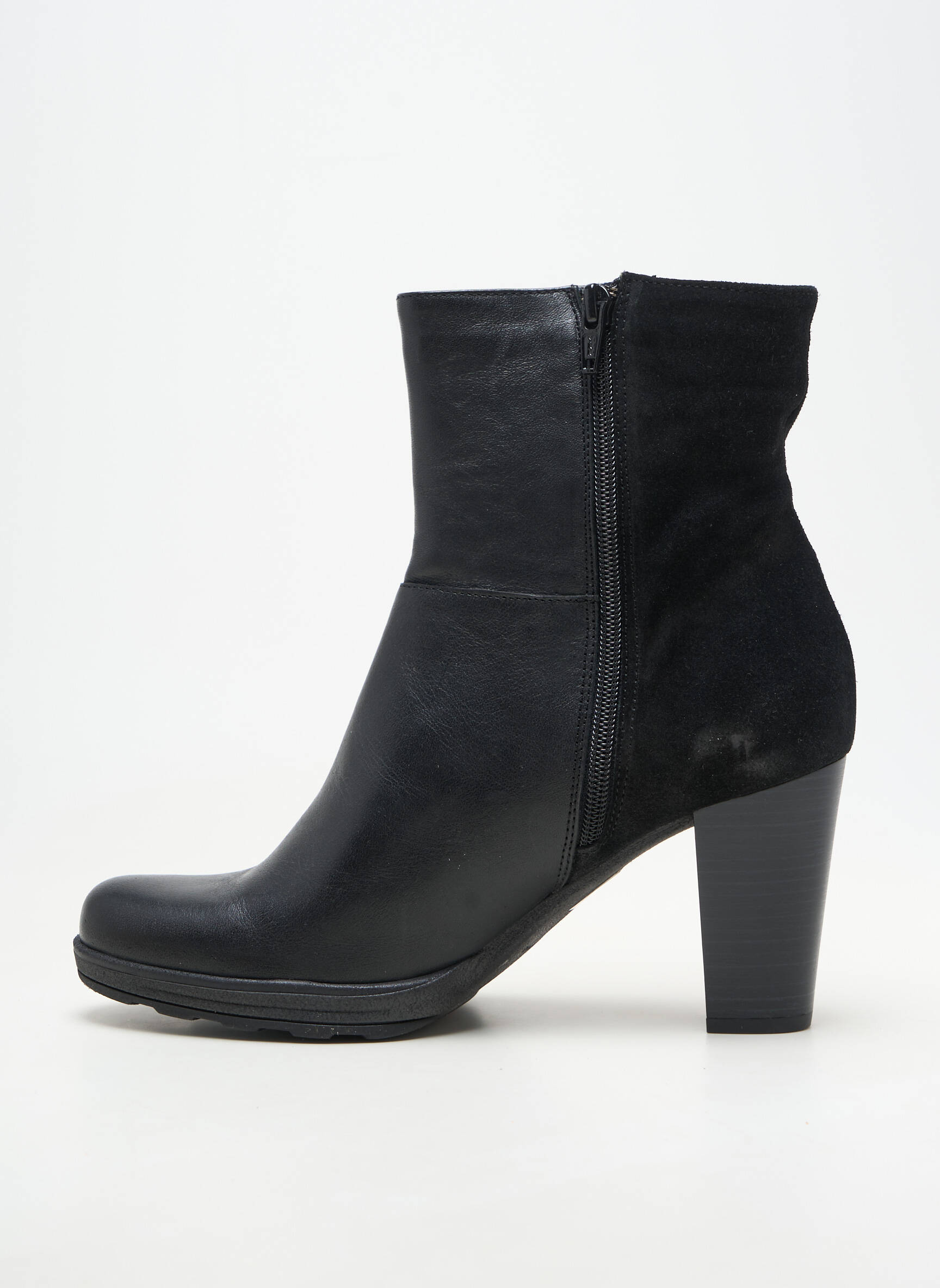 Bottes matière lisse talon de 7 à 9cm noir DORKING femme