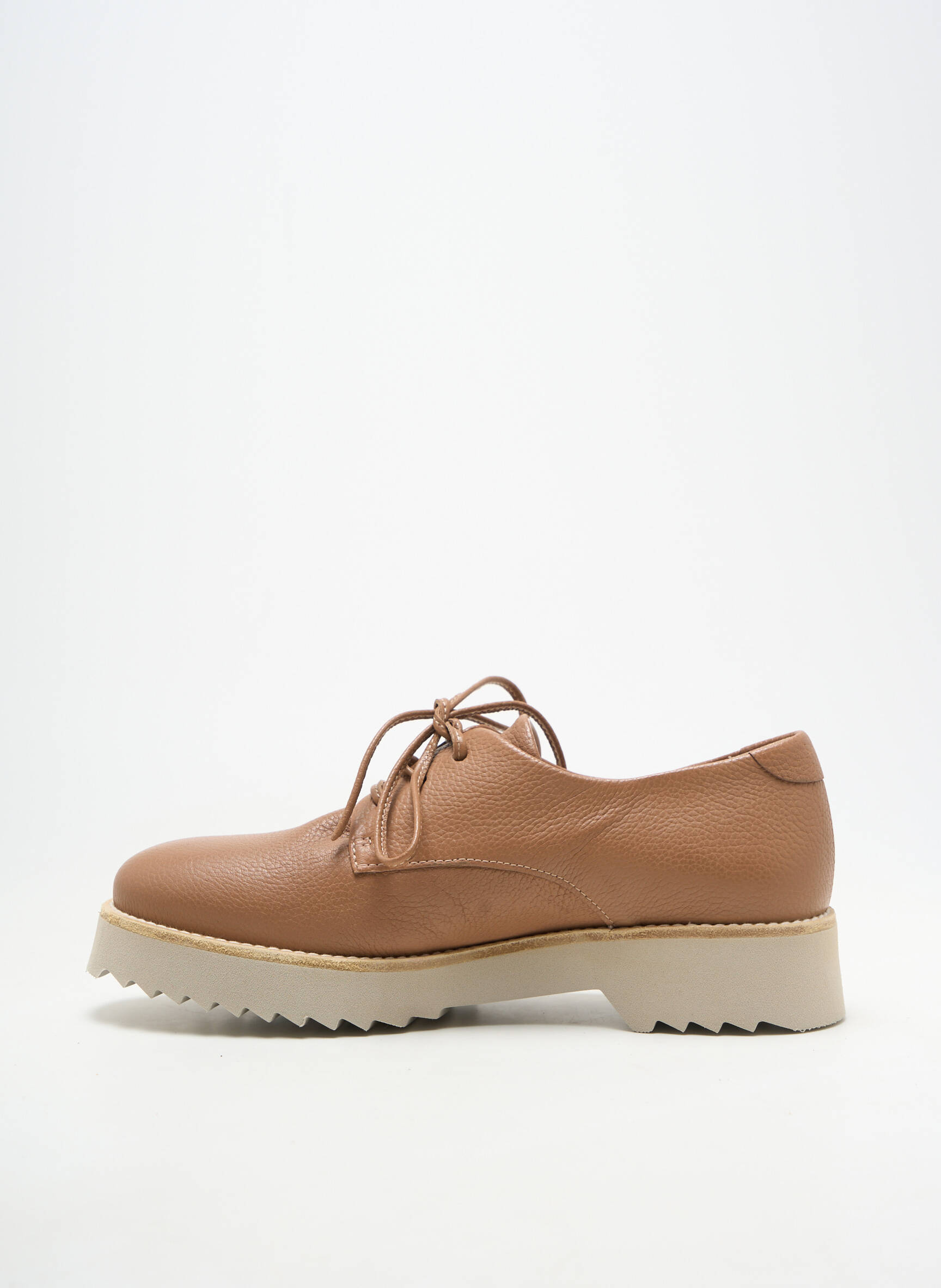 Derbies bout rond talon plat jusqu'à 3cm marron HOMERS femme