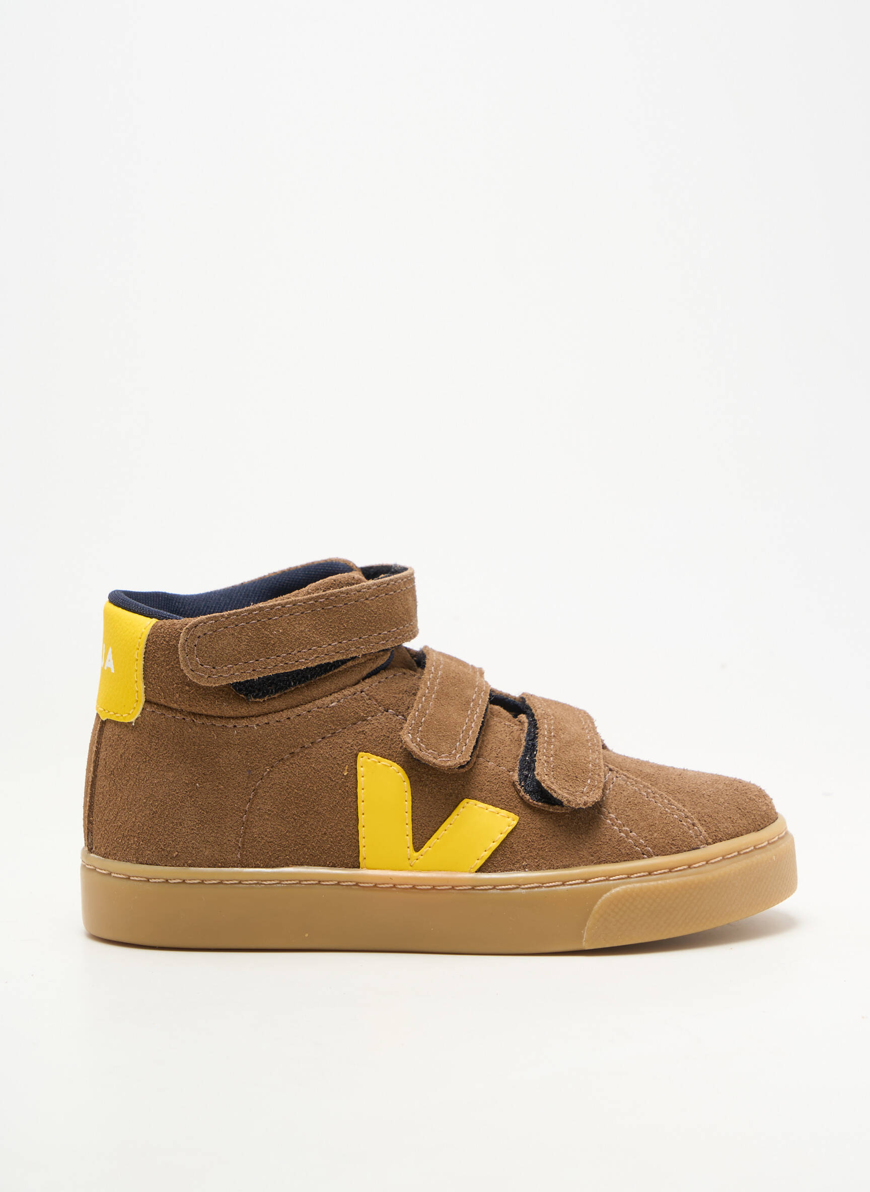 Baskets nubuck bout rond marron VEJA garçon