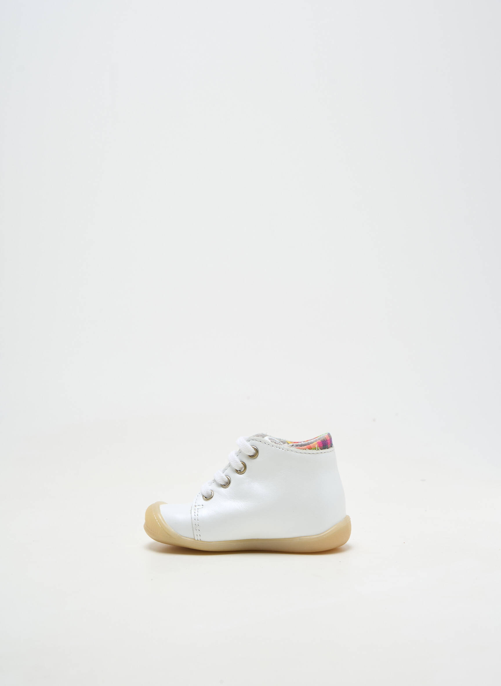 Bottillons matière lisse bout rond blanc LITTLE MARY fille