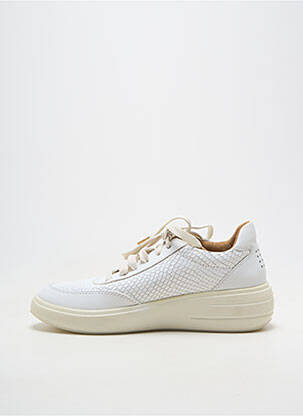 Baskets matière lisse talon de 4 à 6cm blanc TBS femme
