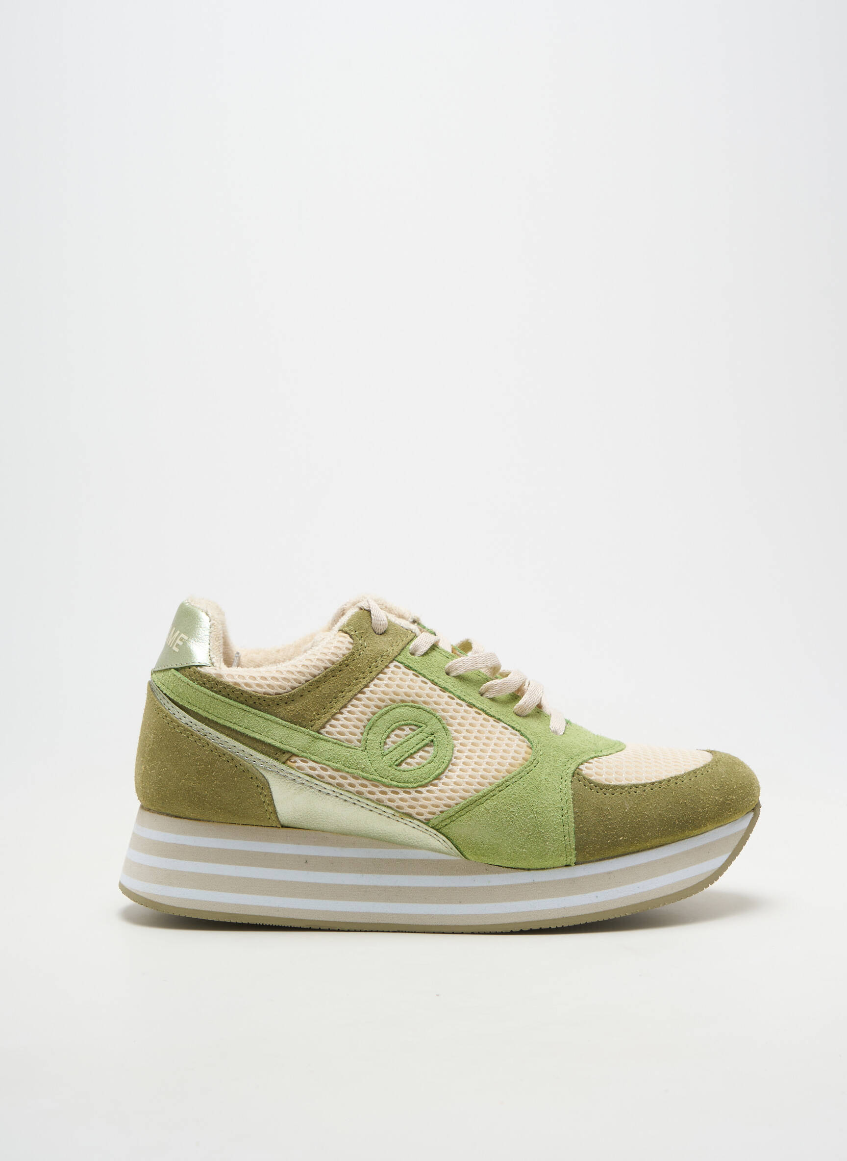 Baskets bout rond talon plat jusqu'à 3cm vert NO NAME femme