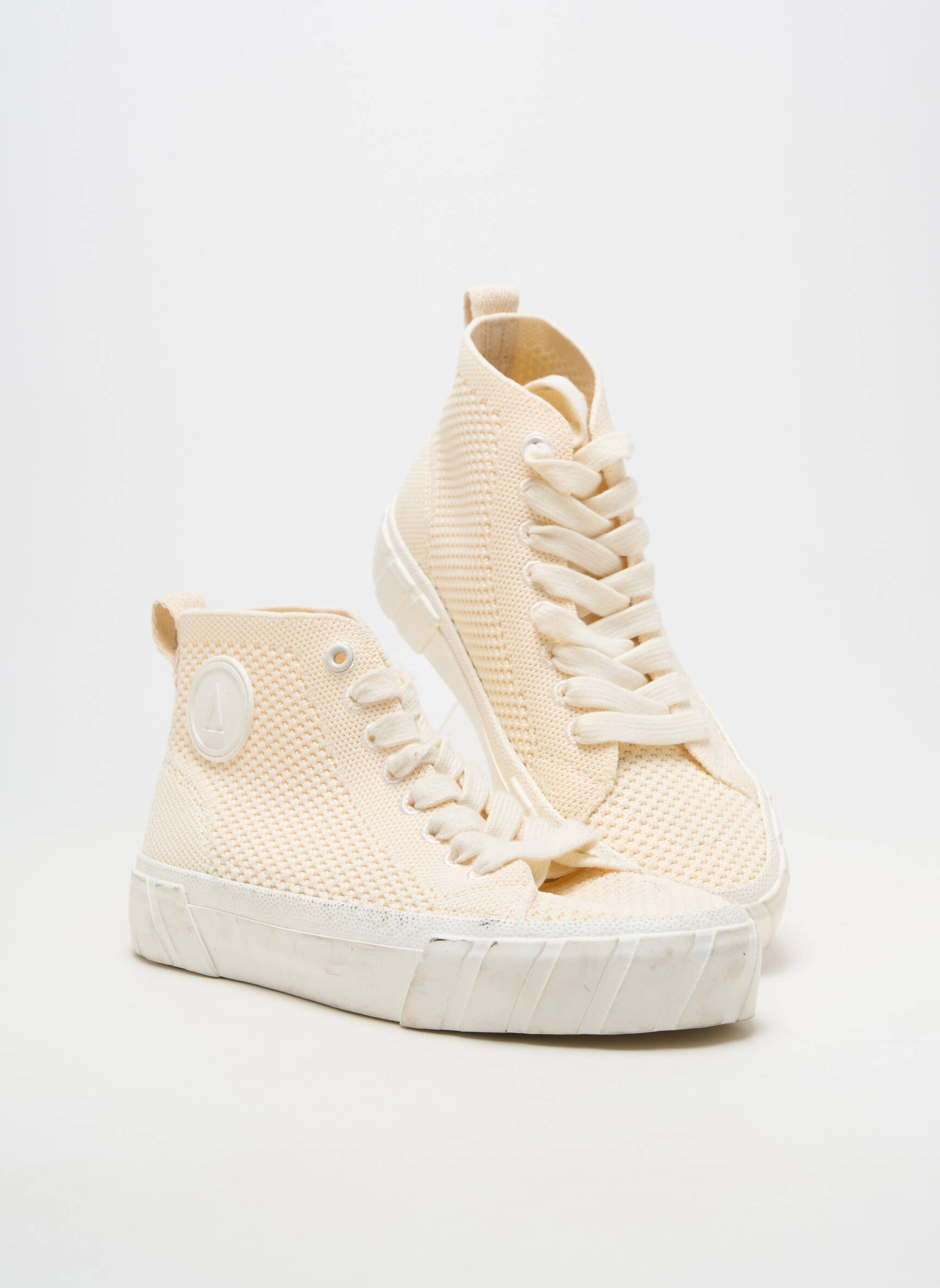 Baskets bout rond talon plat jusqu'à 3cm beige ARMISTICE femme