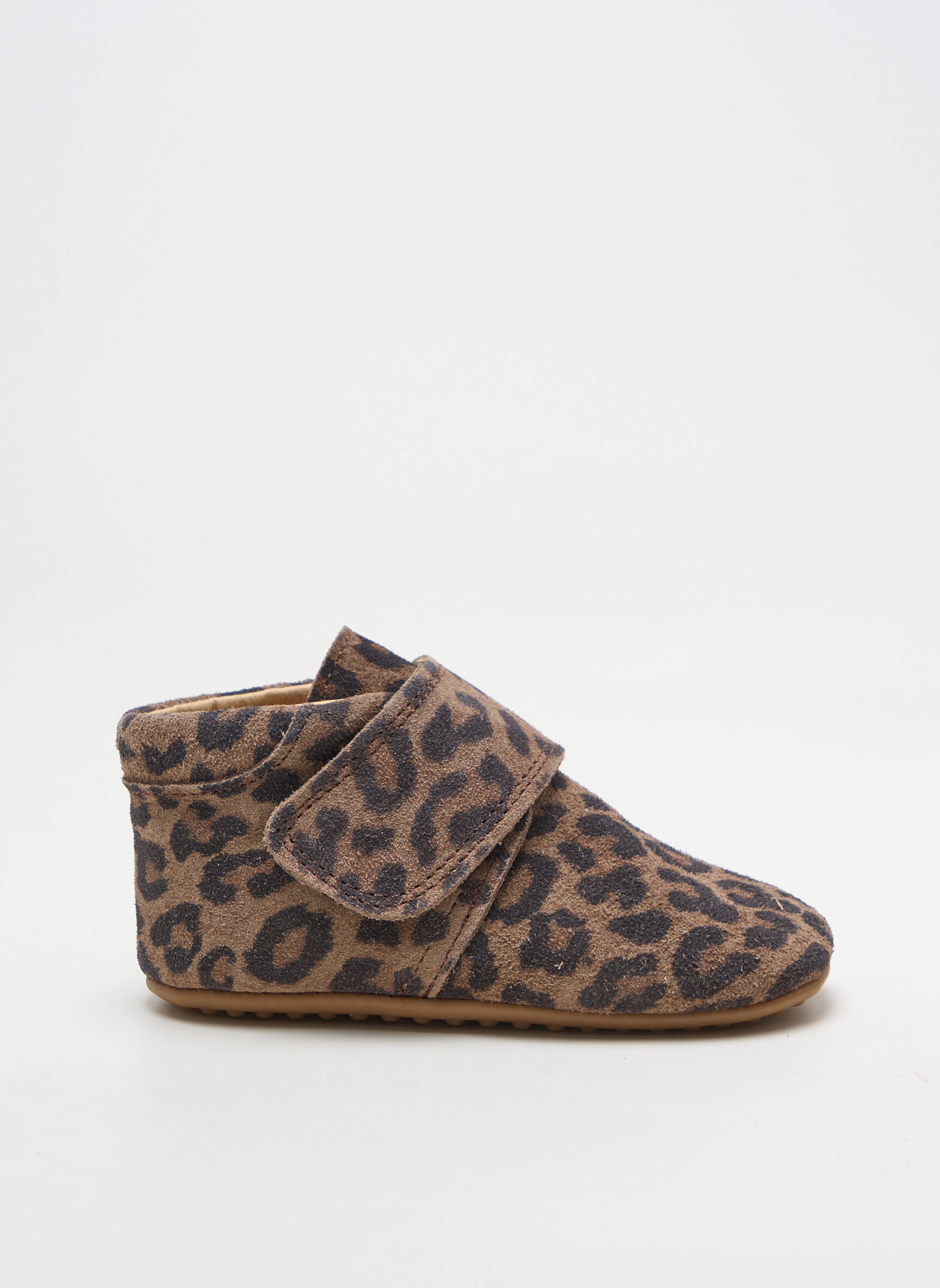 Chaussons/pantoufles fermeture scratch bout rond marron POM POM fille