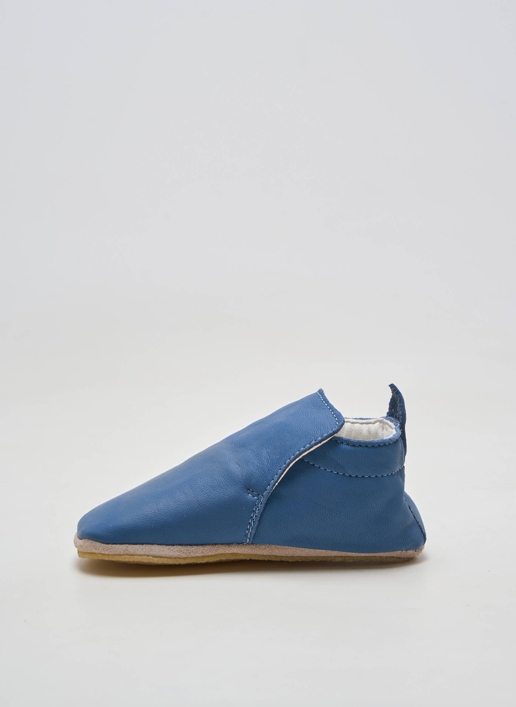 Chaussons/pantoufles matière lisse bout rond bleu NATURINO enfant