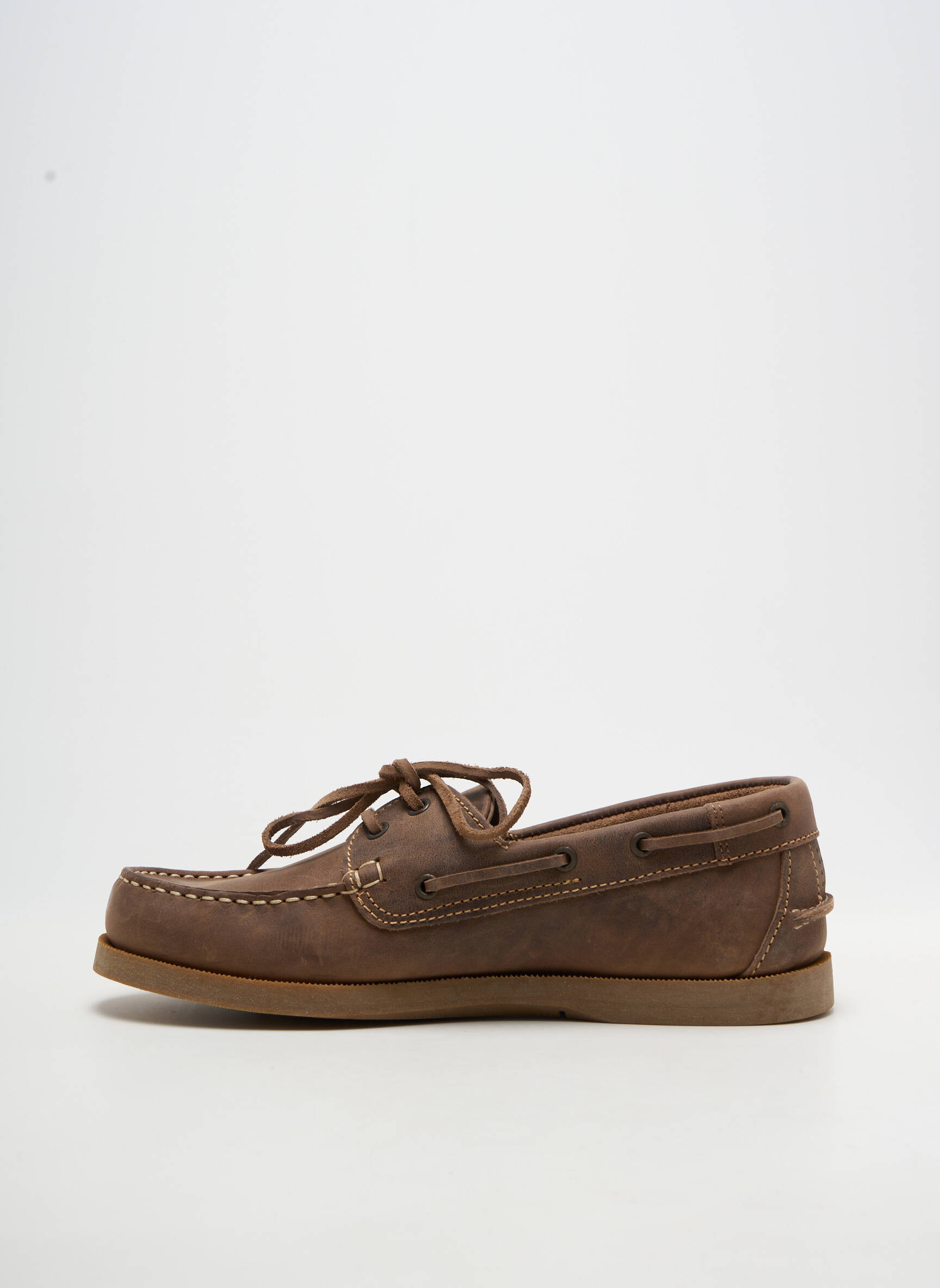 Chaussures bâteau matière lisse bout rond marron TBS homme