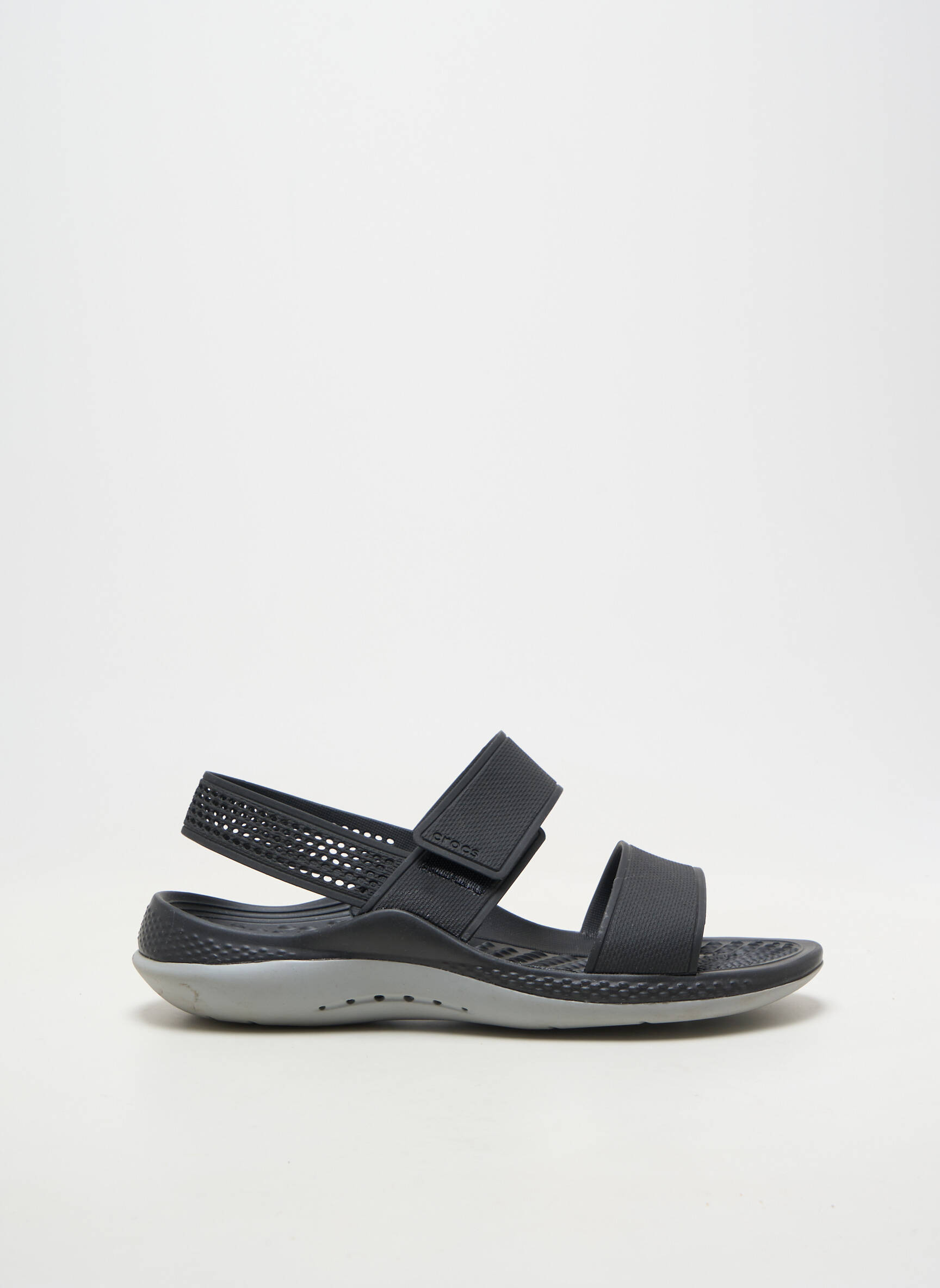 Sandales/nu pieds talon plat jusqu'à 3cm noir CROCS femme