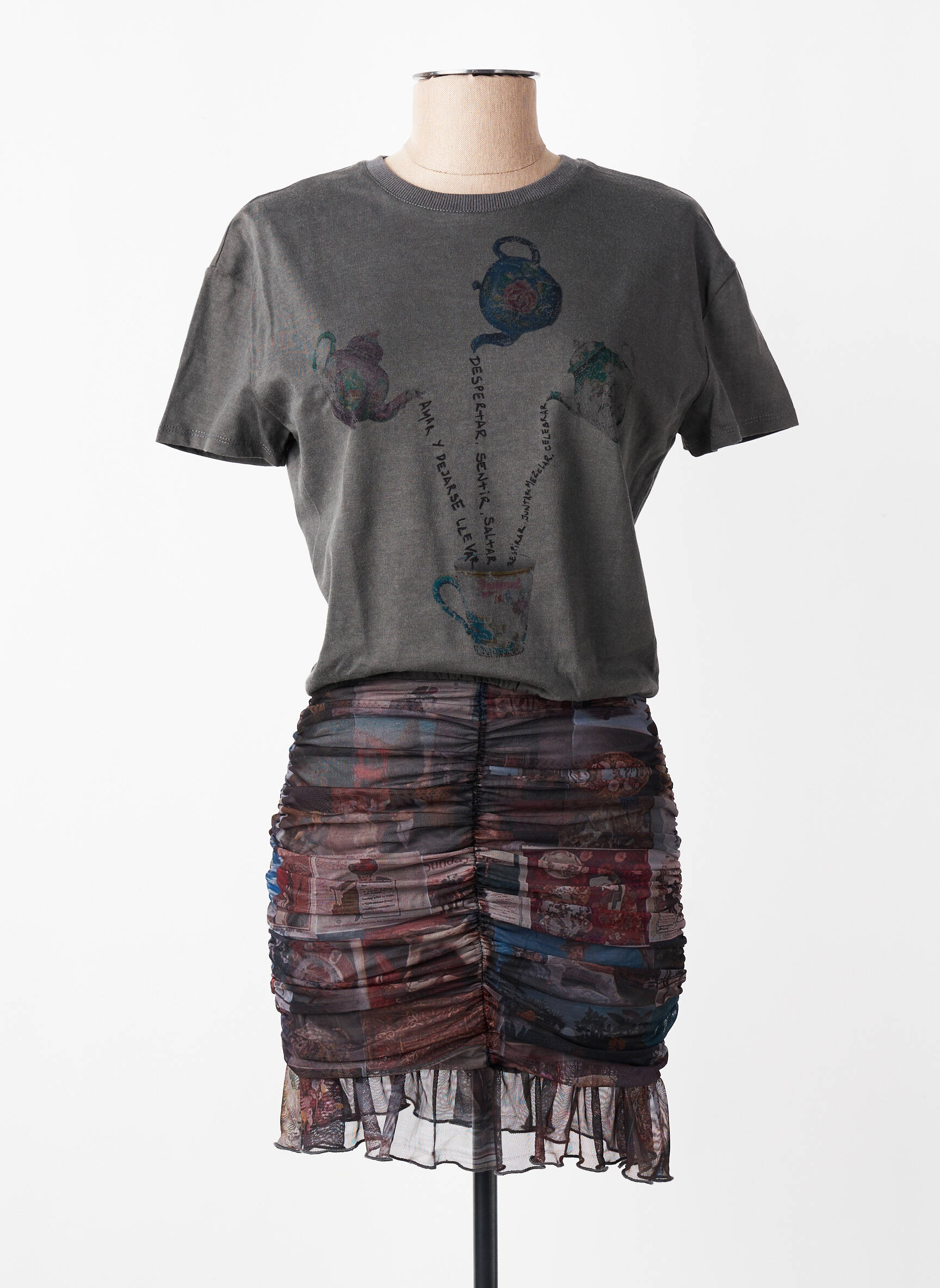 Robe courte manches courtes manches courtes gris DESIGUAL femme
