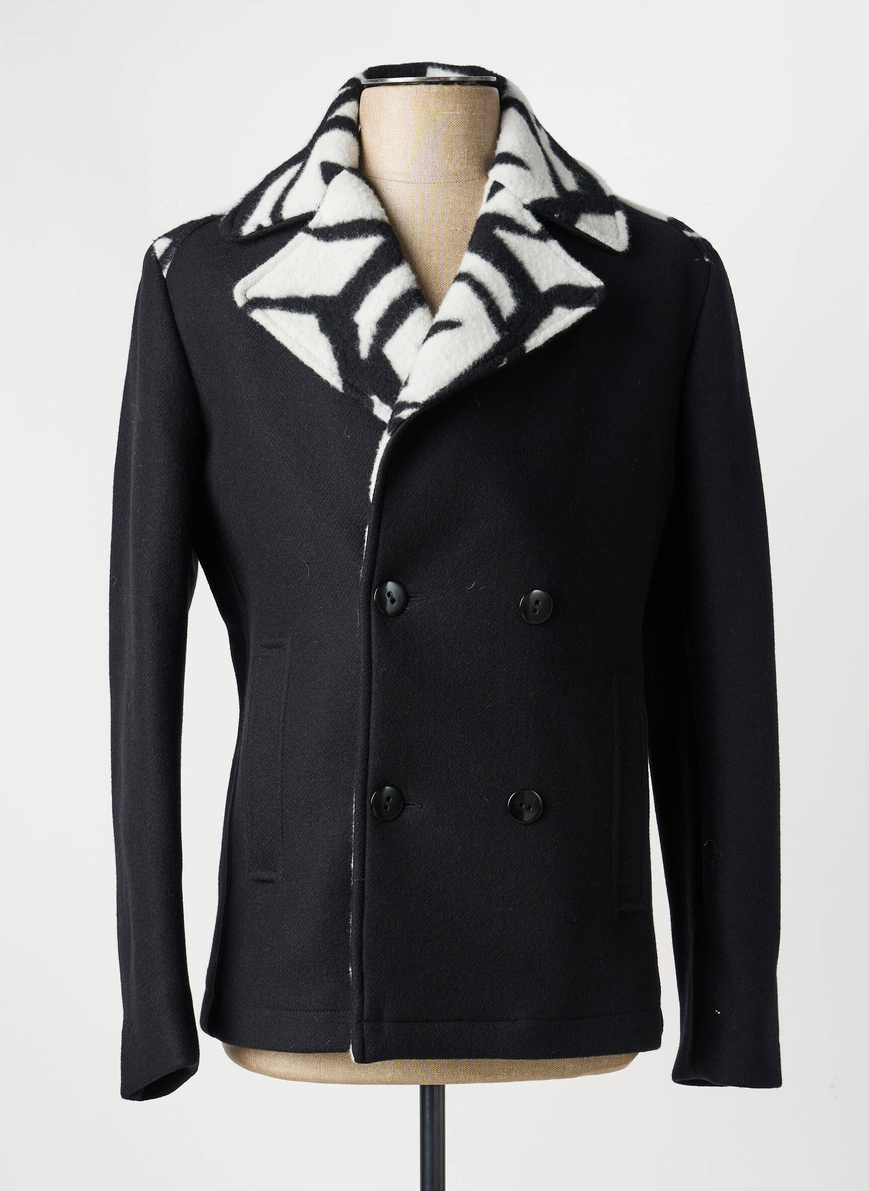 Manteau court coupe droite sans capuche noir PIERRE TALAMON femme