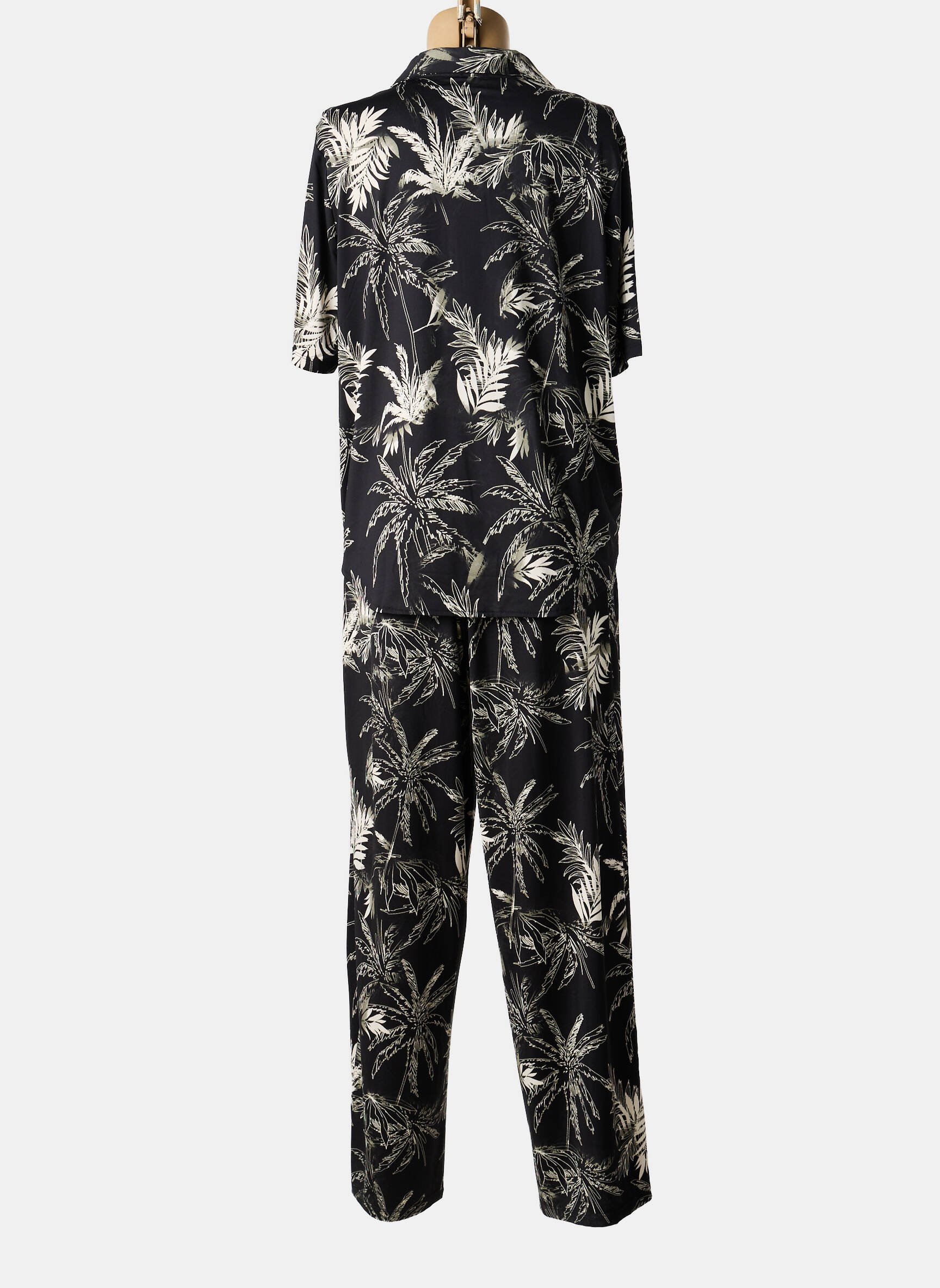 Combishort fermeture boutonnée sur le devant manches courtes noir K-DESIGN femme