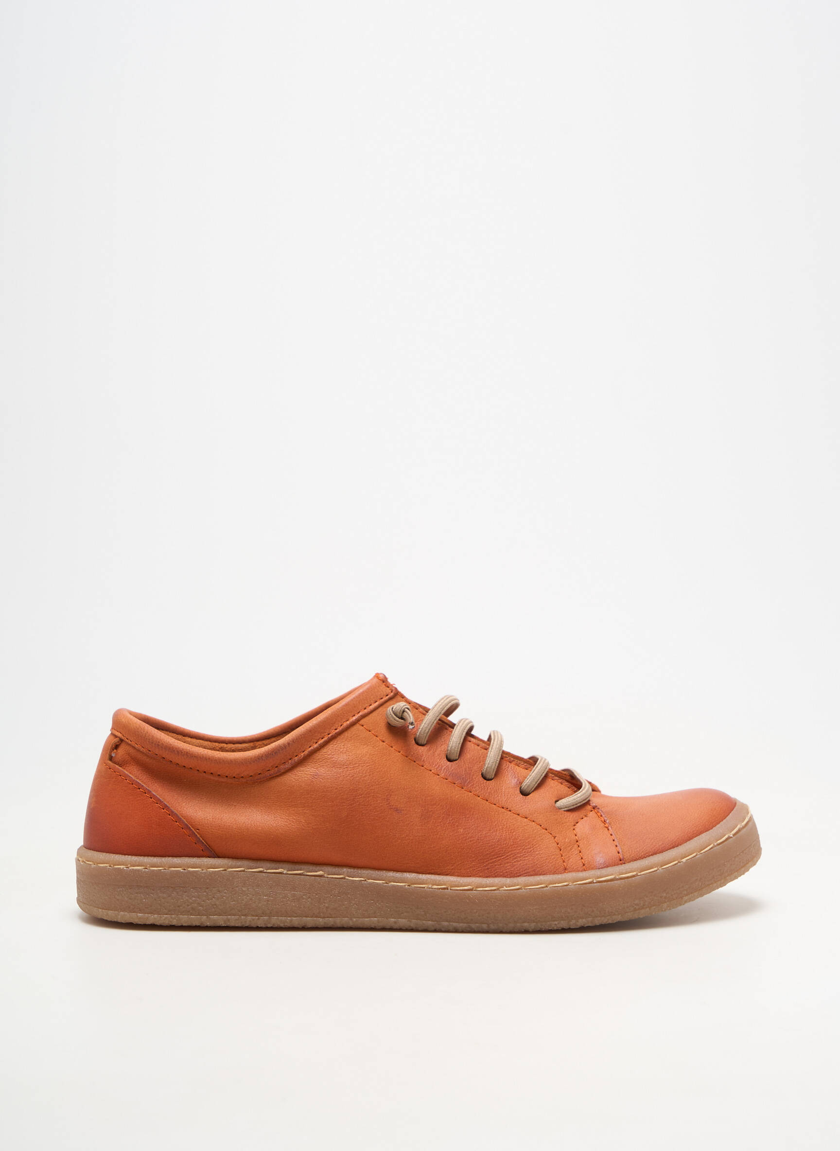 Baskets matière lisse talon plat jusqu'à 3cm orange CHACAL femme
