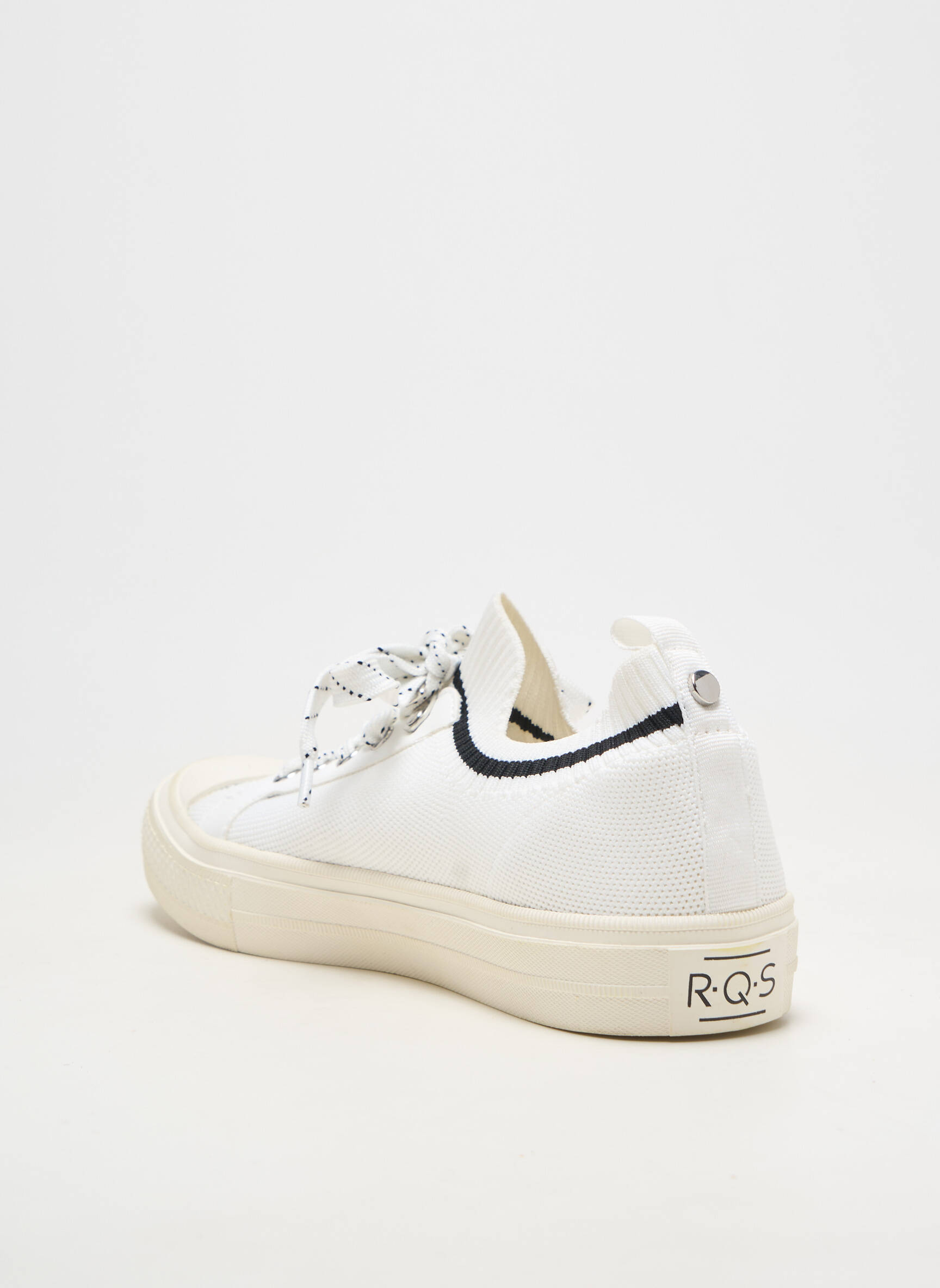 Baskets bout rond talon plat jusqu'à 3cm blanc REQINS femme