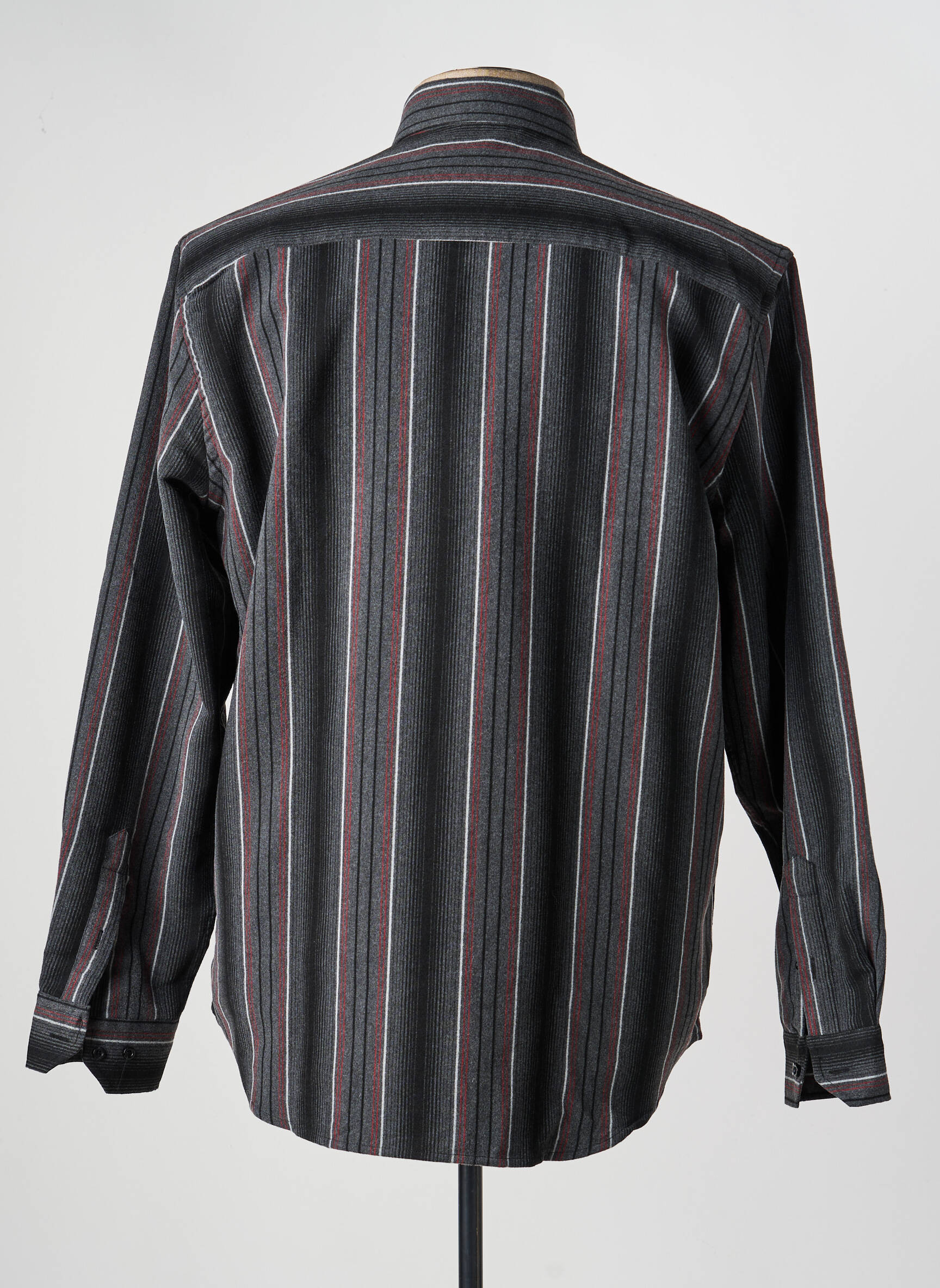Chemise manches longues poches gris CAP 10 TEN homme