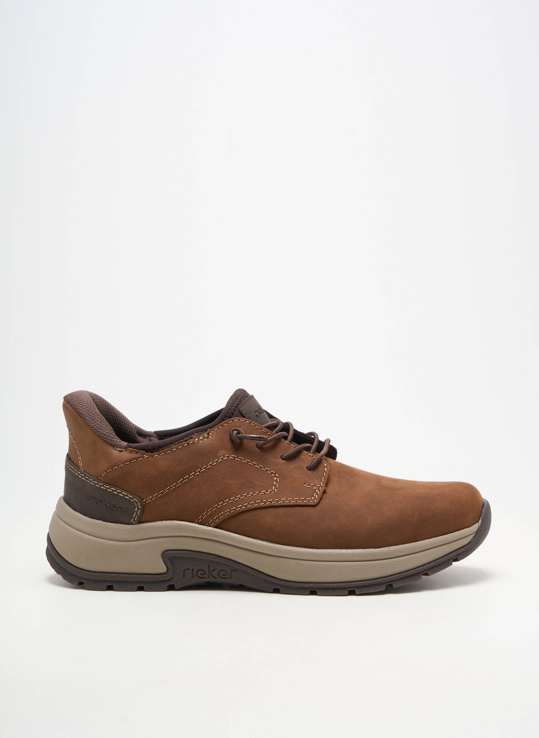 Baskets matière lisse bout rond marron RIEKER homme