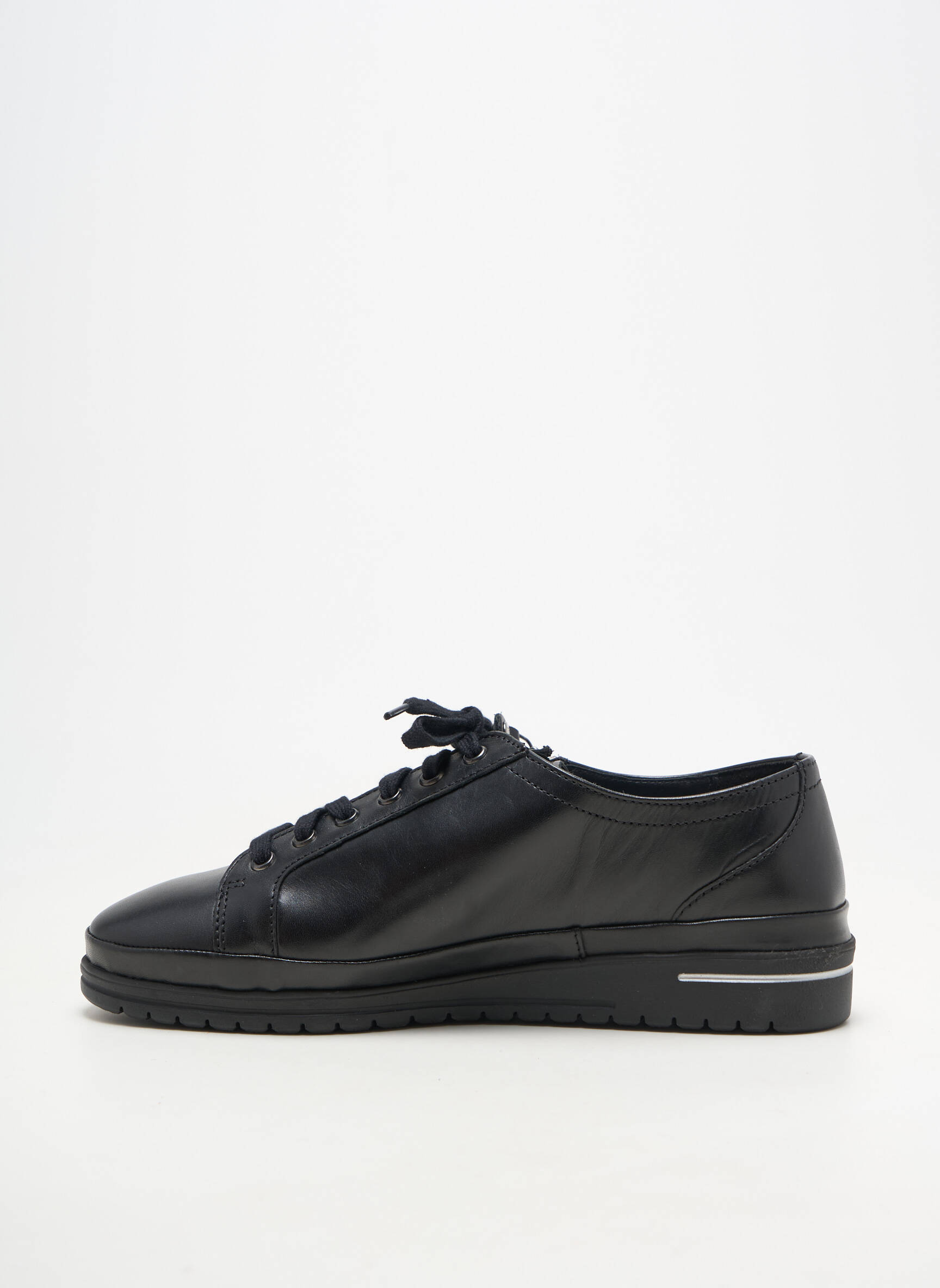 Baskets matière lisse talon plat jusqu'à 3cm noir MEPHISTO femme