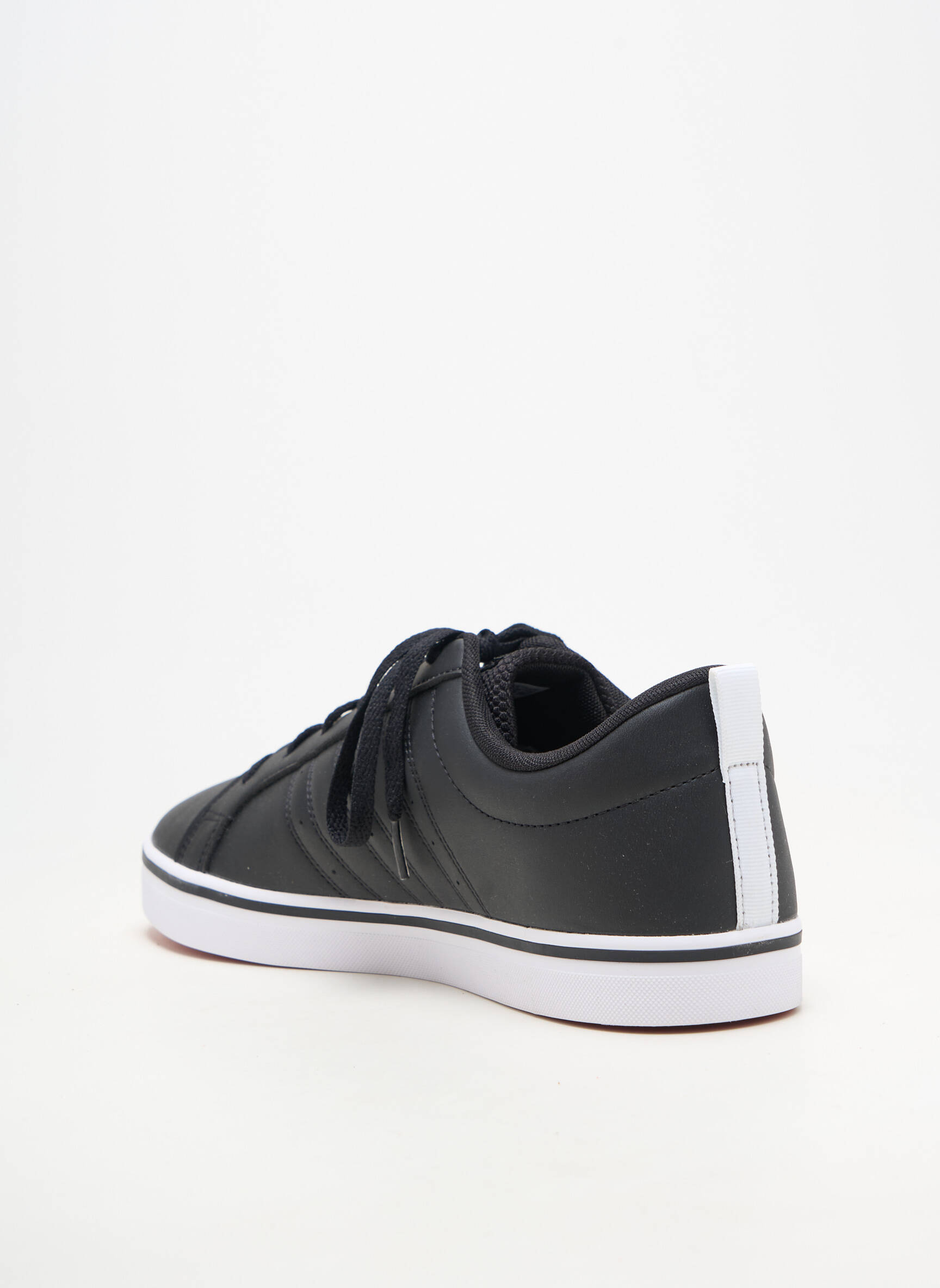 Baskets matière lisse bout rond noir ADIDAS homme