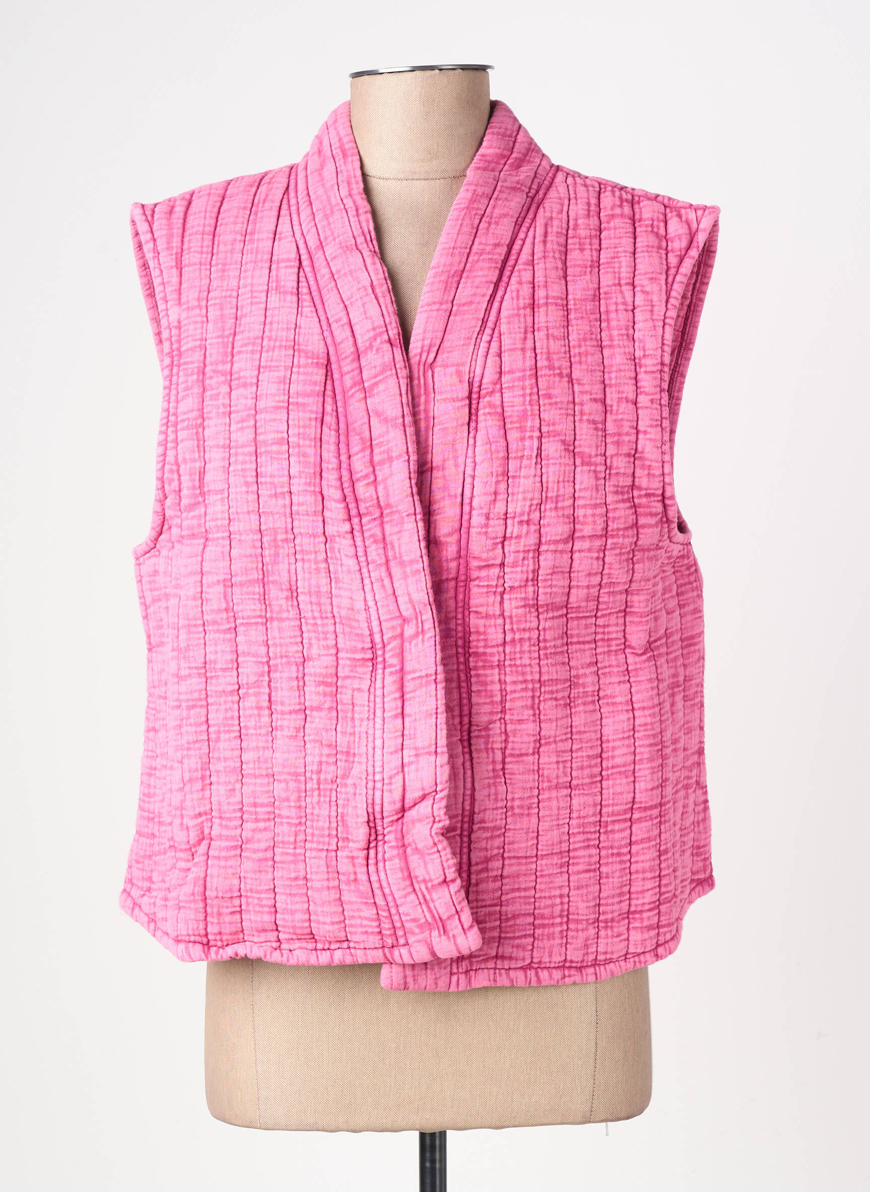 Gilet sans manche tissage matelassé rose LA PETITE ETOILE femme
