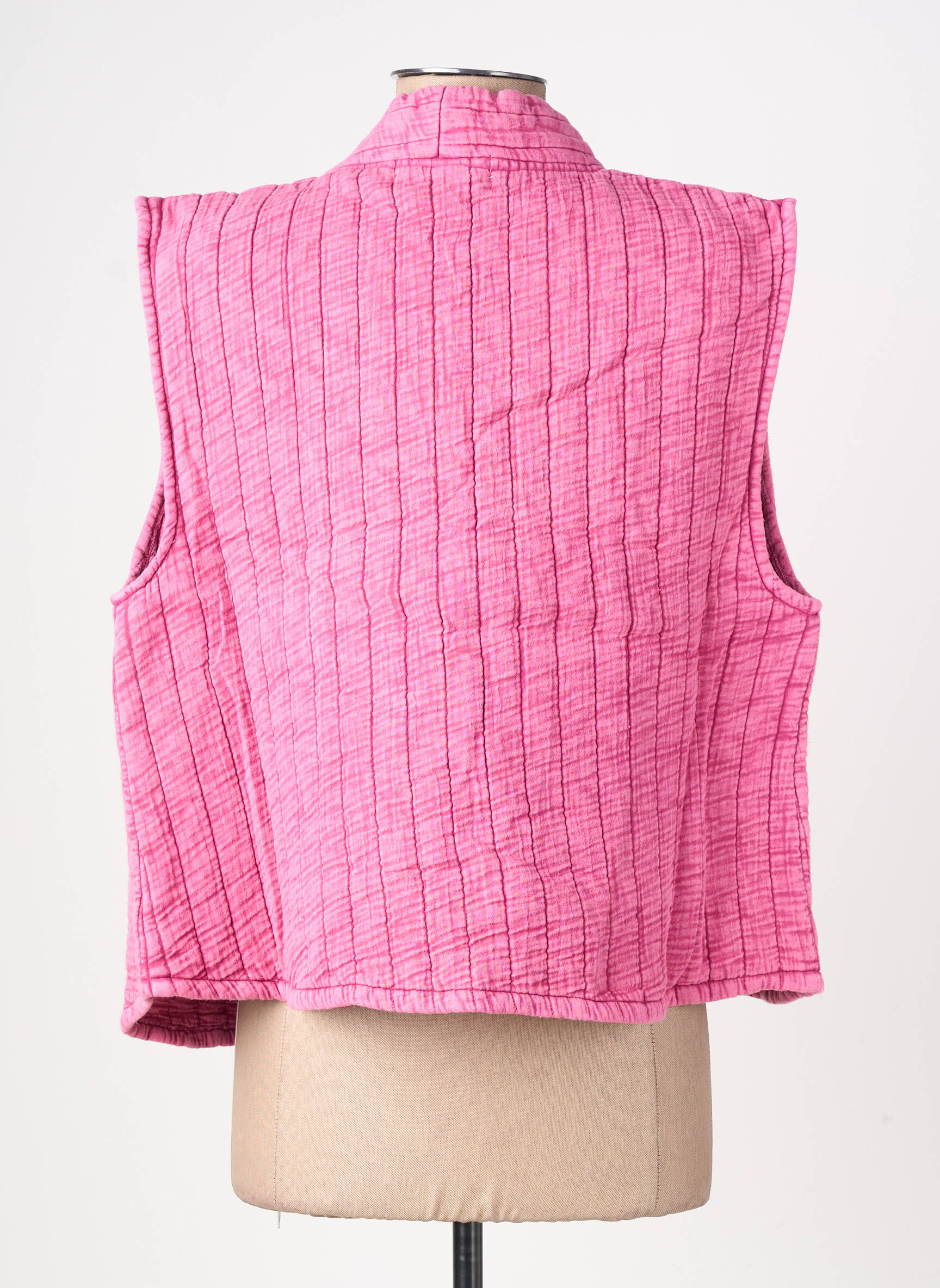 Gilet sans manche tissage matelassé rose LA PETITE ETOILE femme