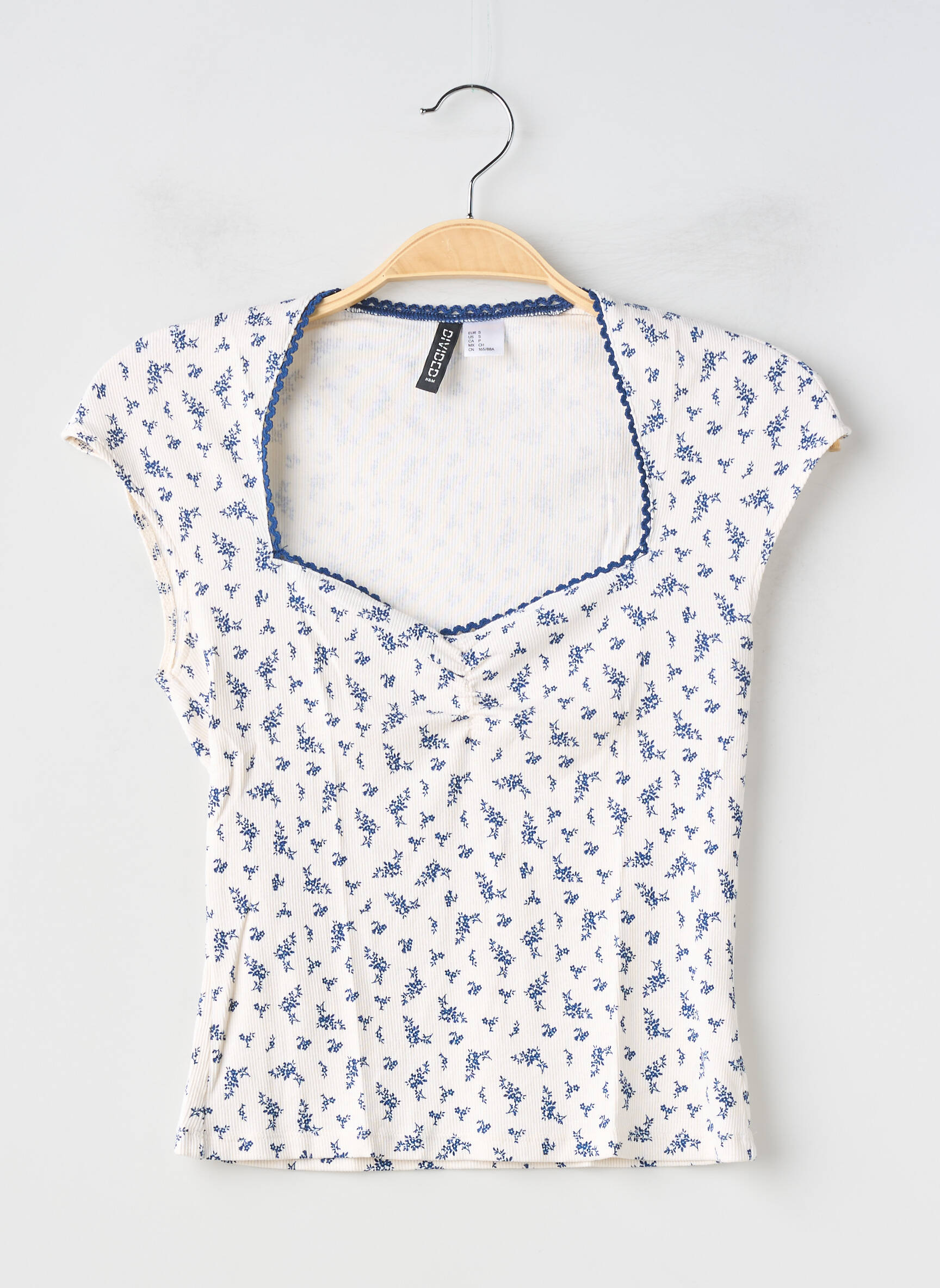 T-shirt col v manches courtes bleu DIVIDED H&M femme