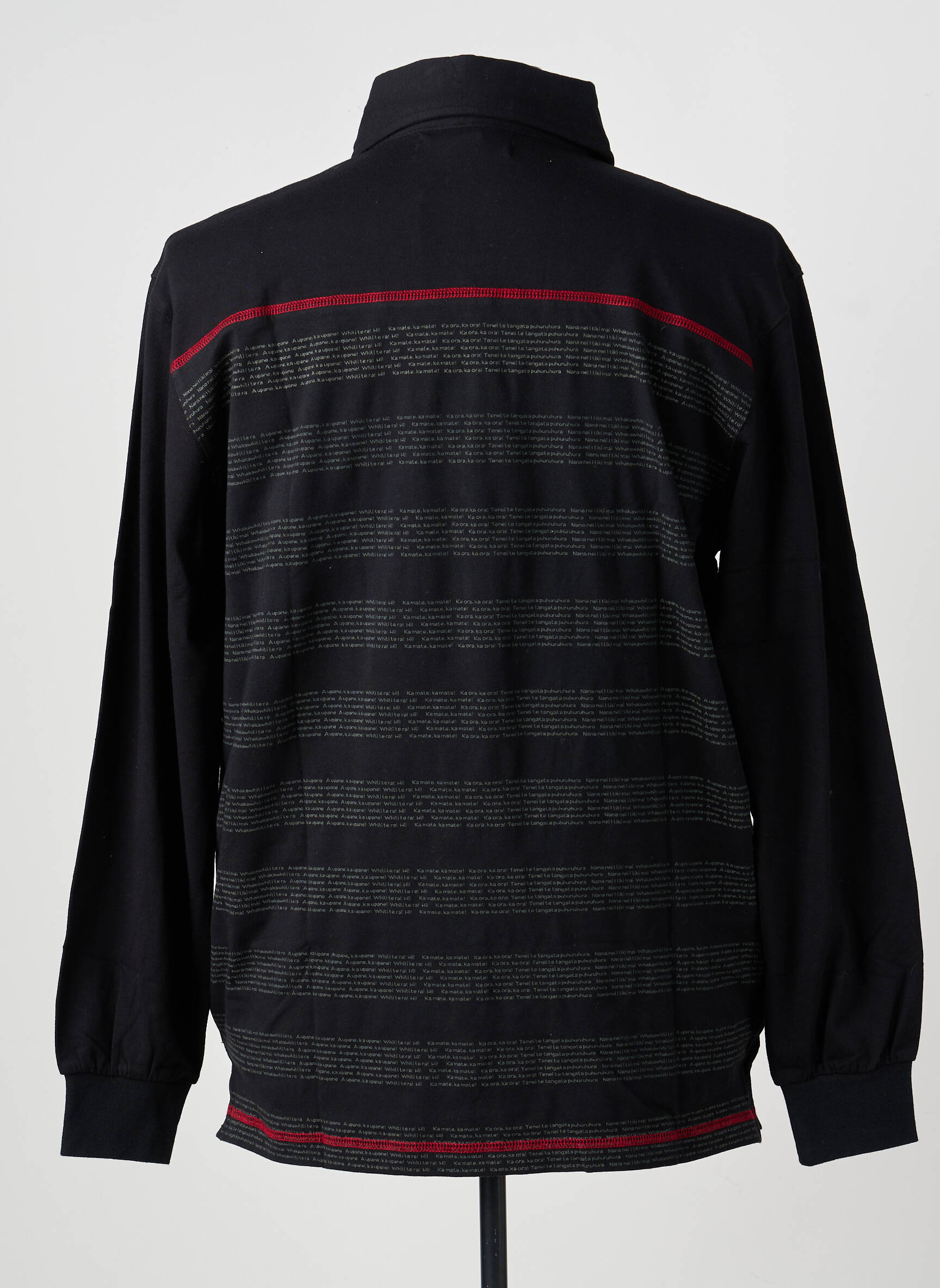 Polo manches longues manches longues noir HAKA DANCE homme