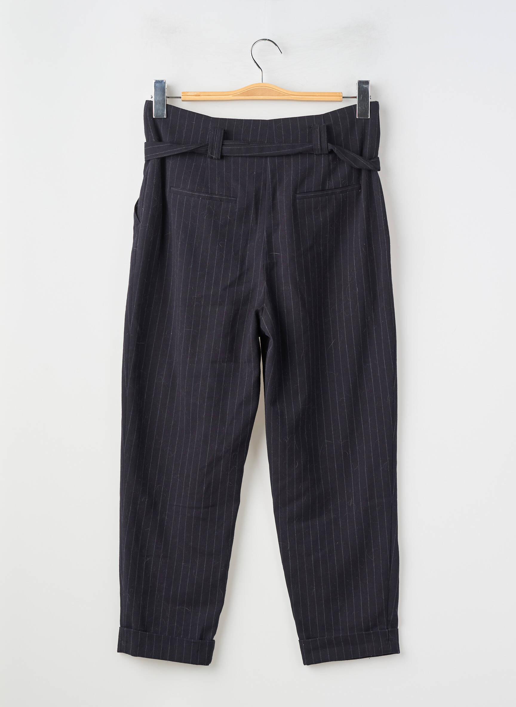 Pantalon droit coupe carotte taille haute noir NEW LOOK femme