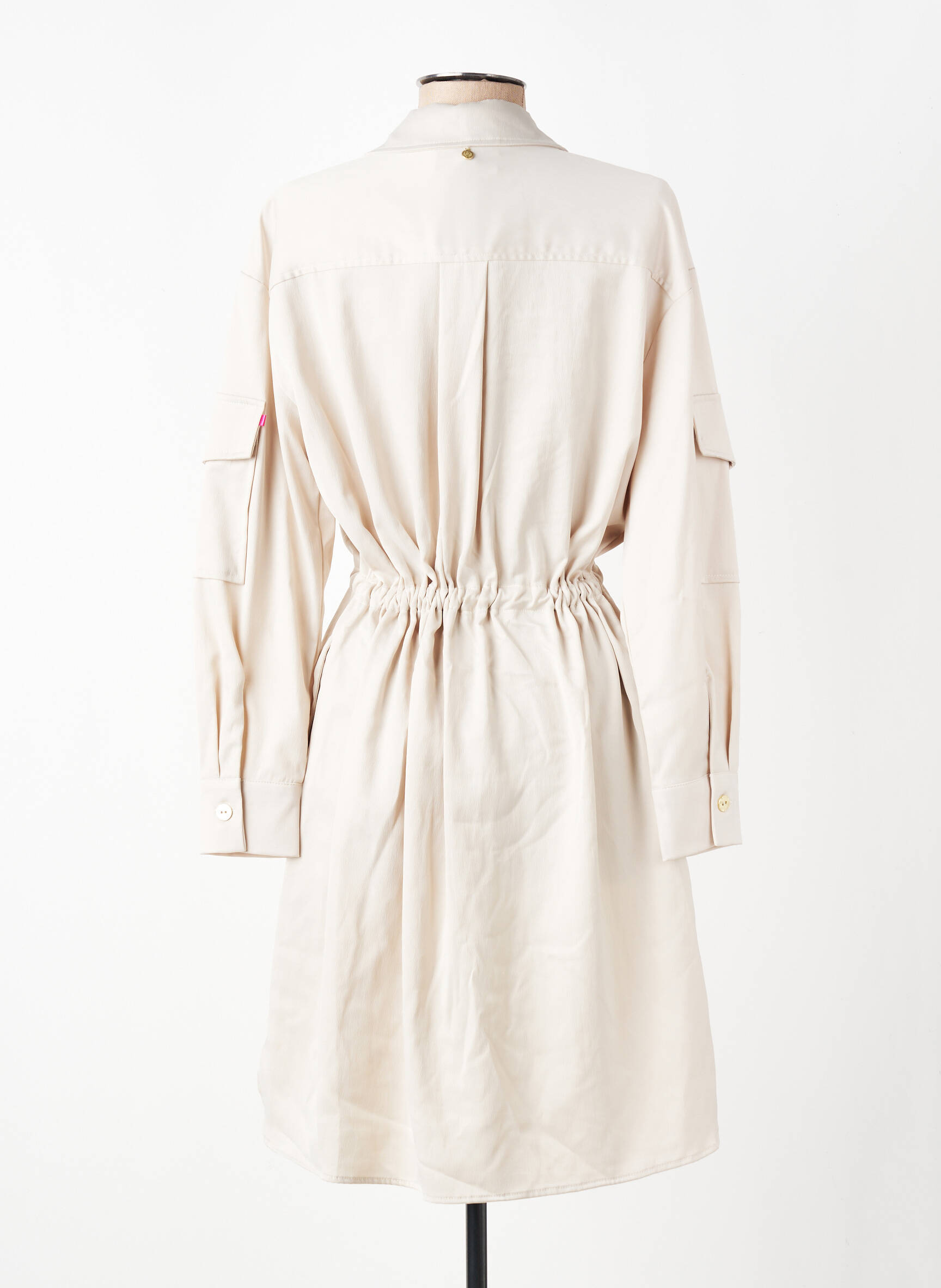 Robe courte coupe fluide manches longues beige LOLA CASADEMUNT femme