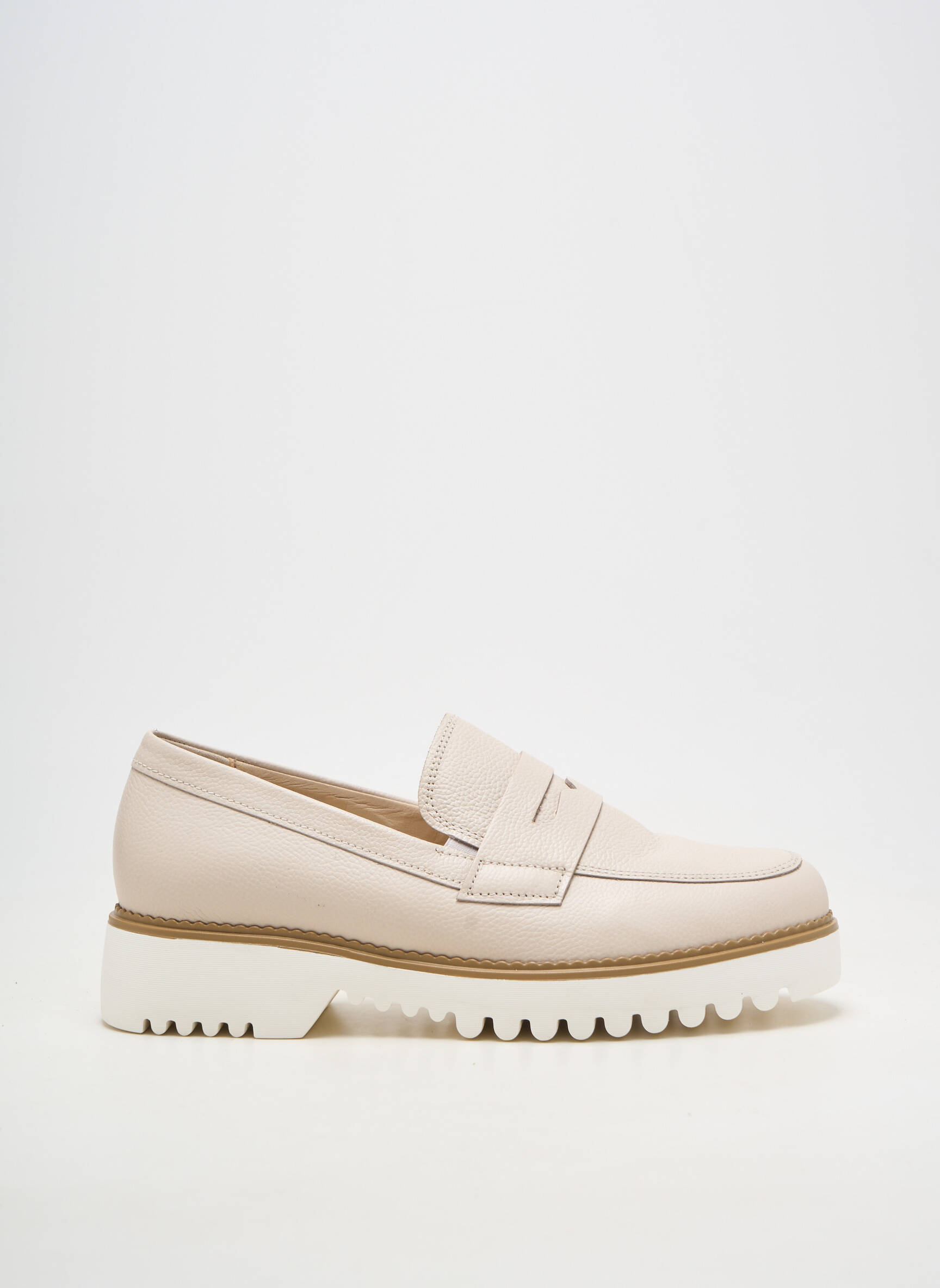 Mocassins matière lisse talon de 4 à 6cm beige GABOR femme