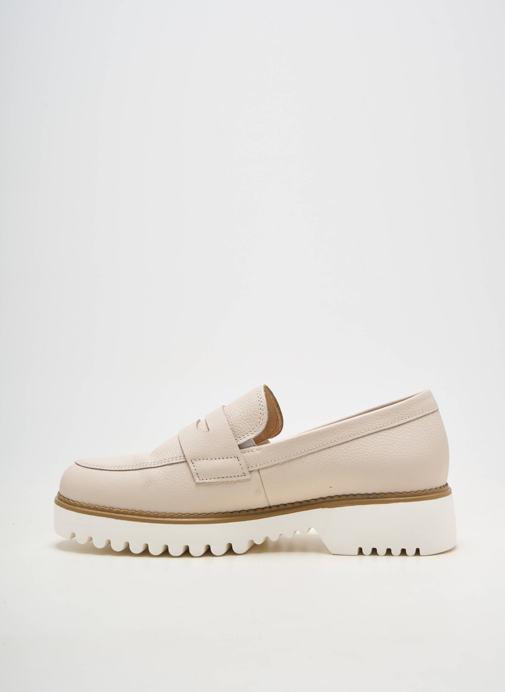 Mocassins matière lisse talon de 4 à 6cm beige GABOR femme