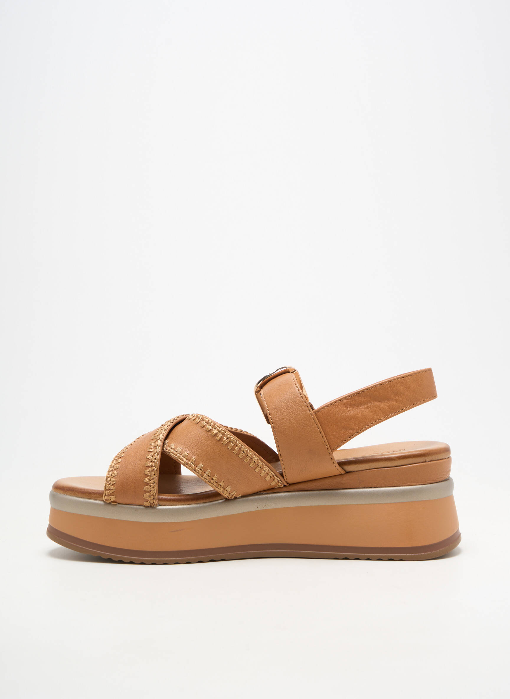 Sandales/nu pieds matière lisse talon de 4 à 6cm marron INUOVO femme