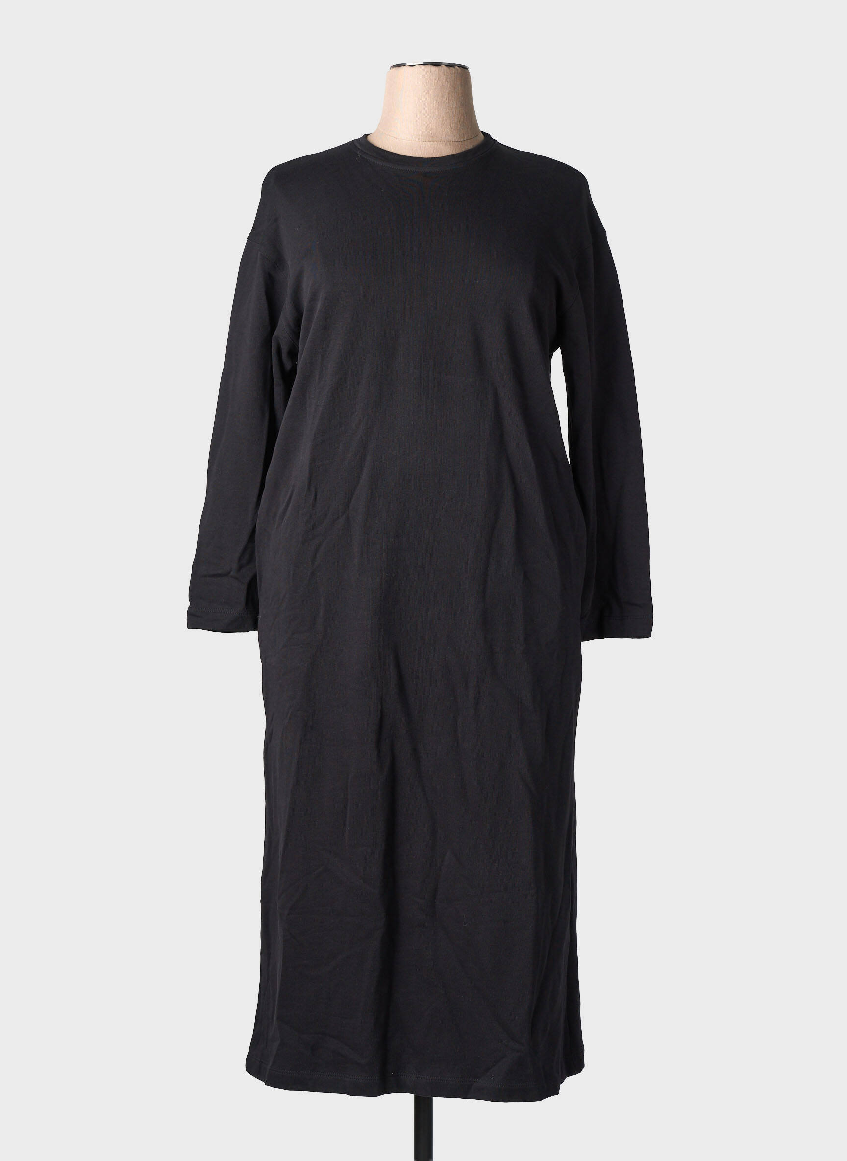 Robe pull coupe droite manches longues noir ADILYNN femme