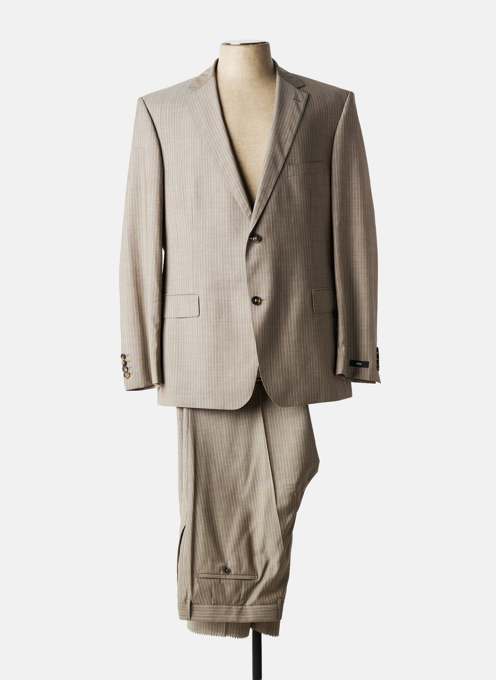 Costume de ville coupe cintrée beige HUGO BOSS homme