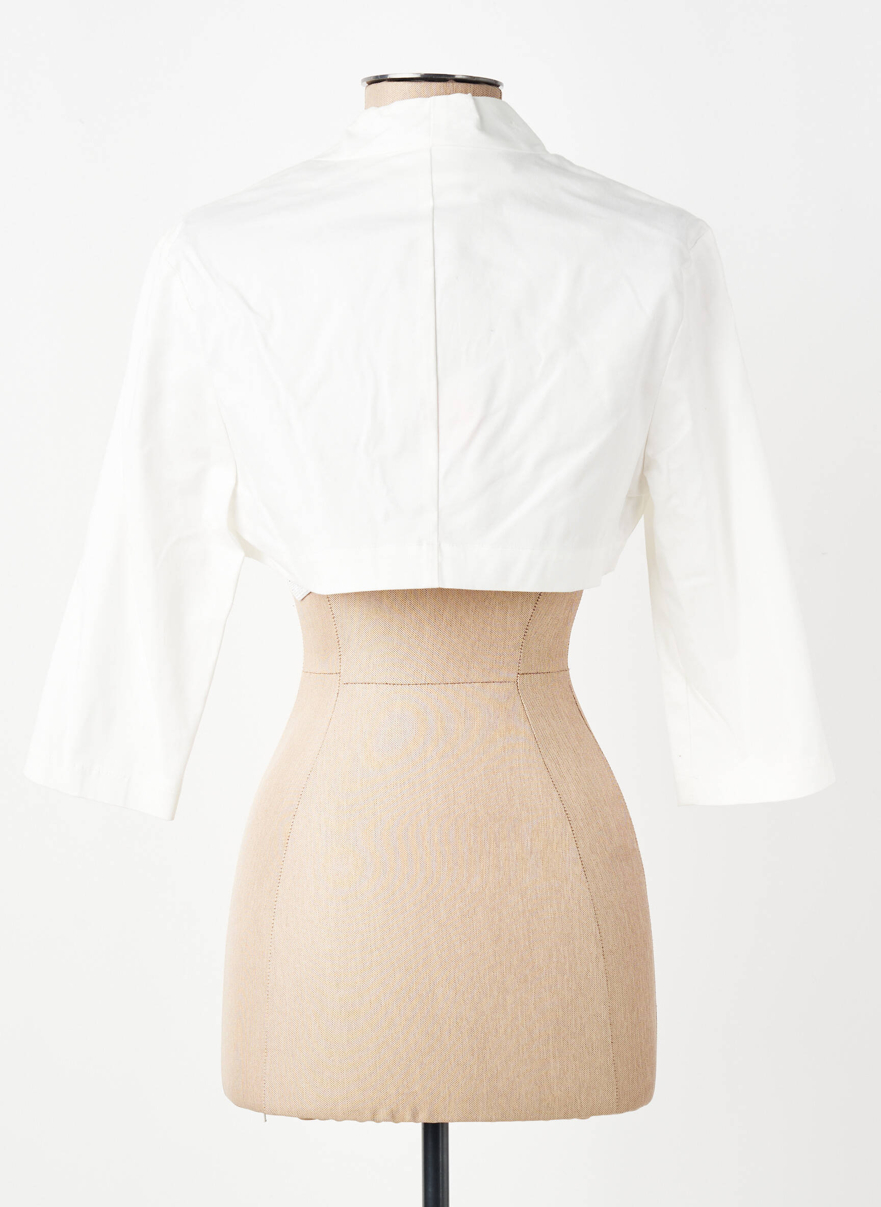 Boléro coupe cintrée beige RINASCIMENTO femme