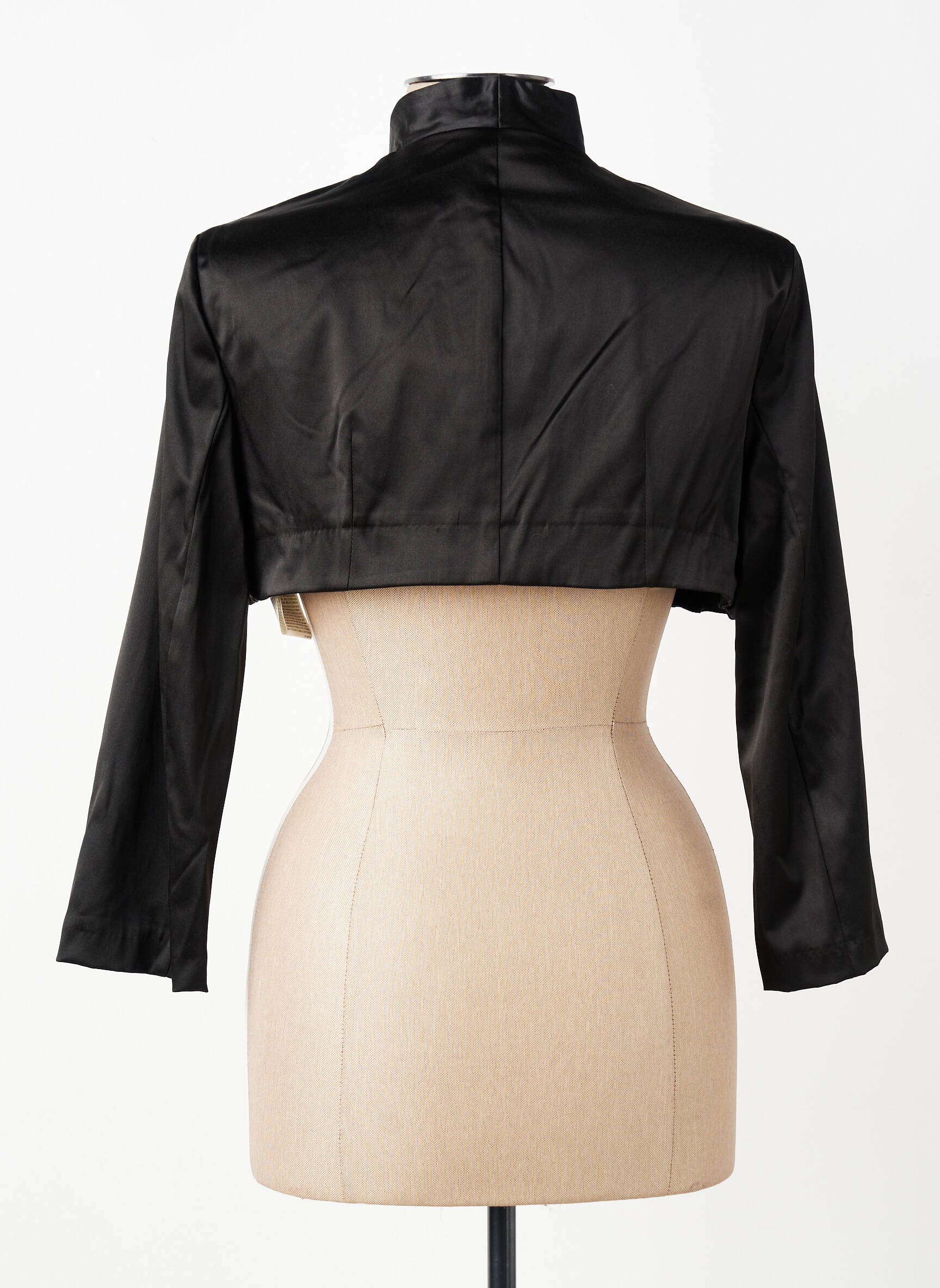 Boléro effet matière satinée noir RINASCIMENTO femme