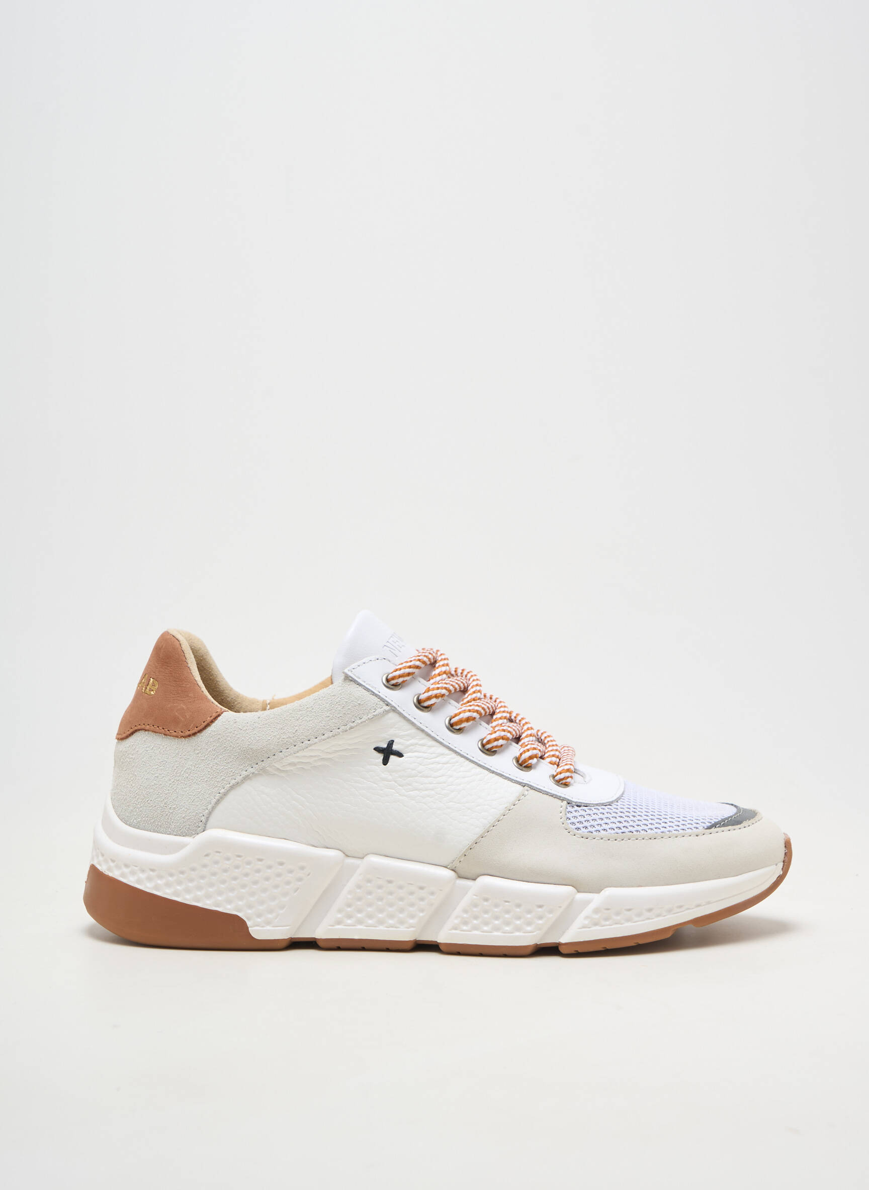Baskets matière lisse talon plat jusqu'à 3cm blanc NEWLAB femme